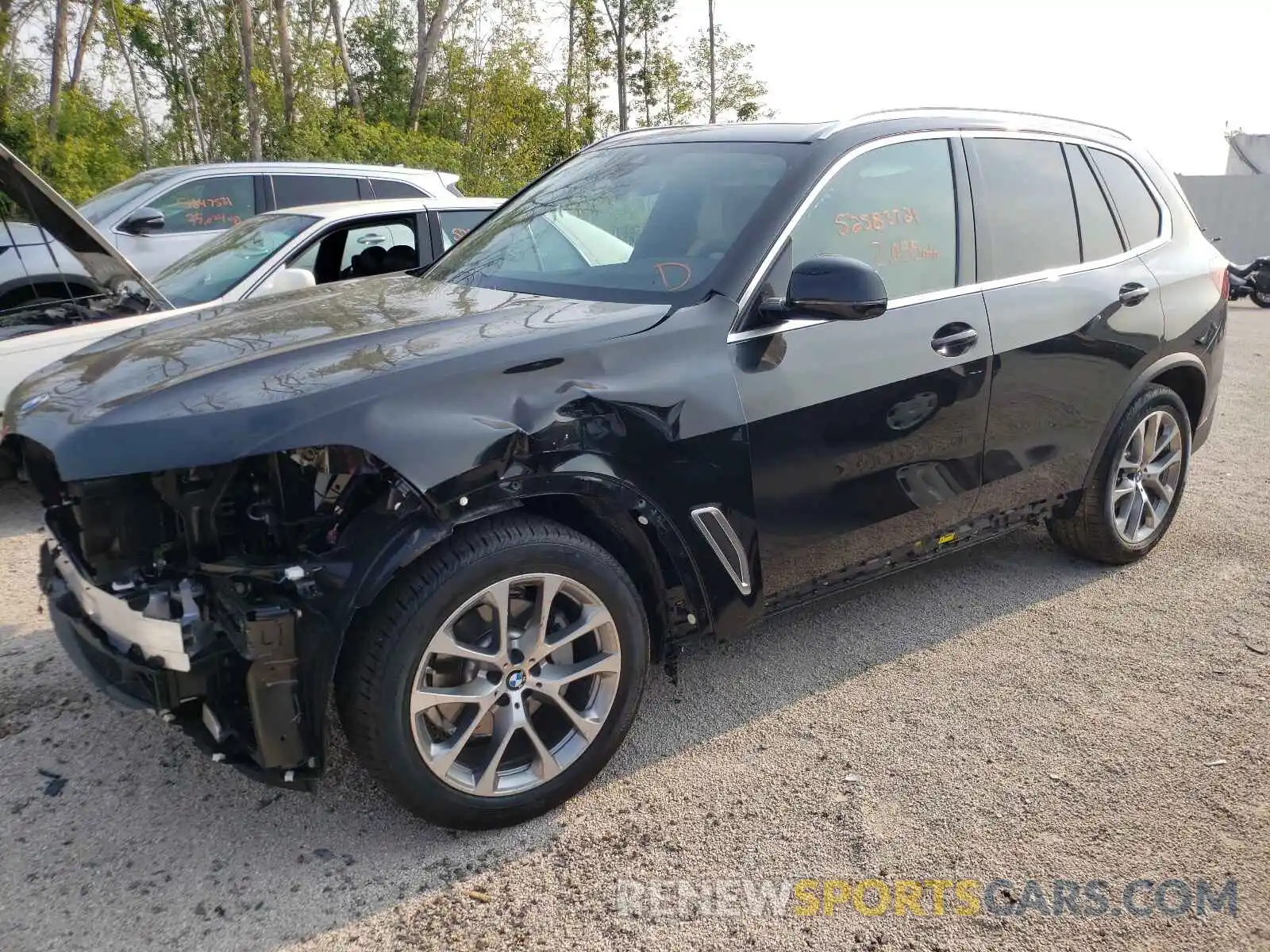 2 Photograph of a damaged car 5UXCR6C05M9F81306 BMW X5 2021