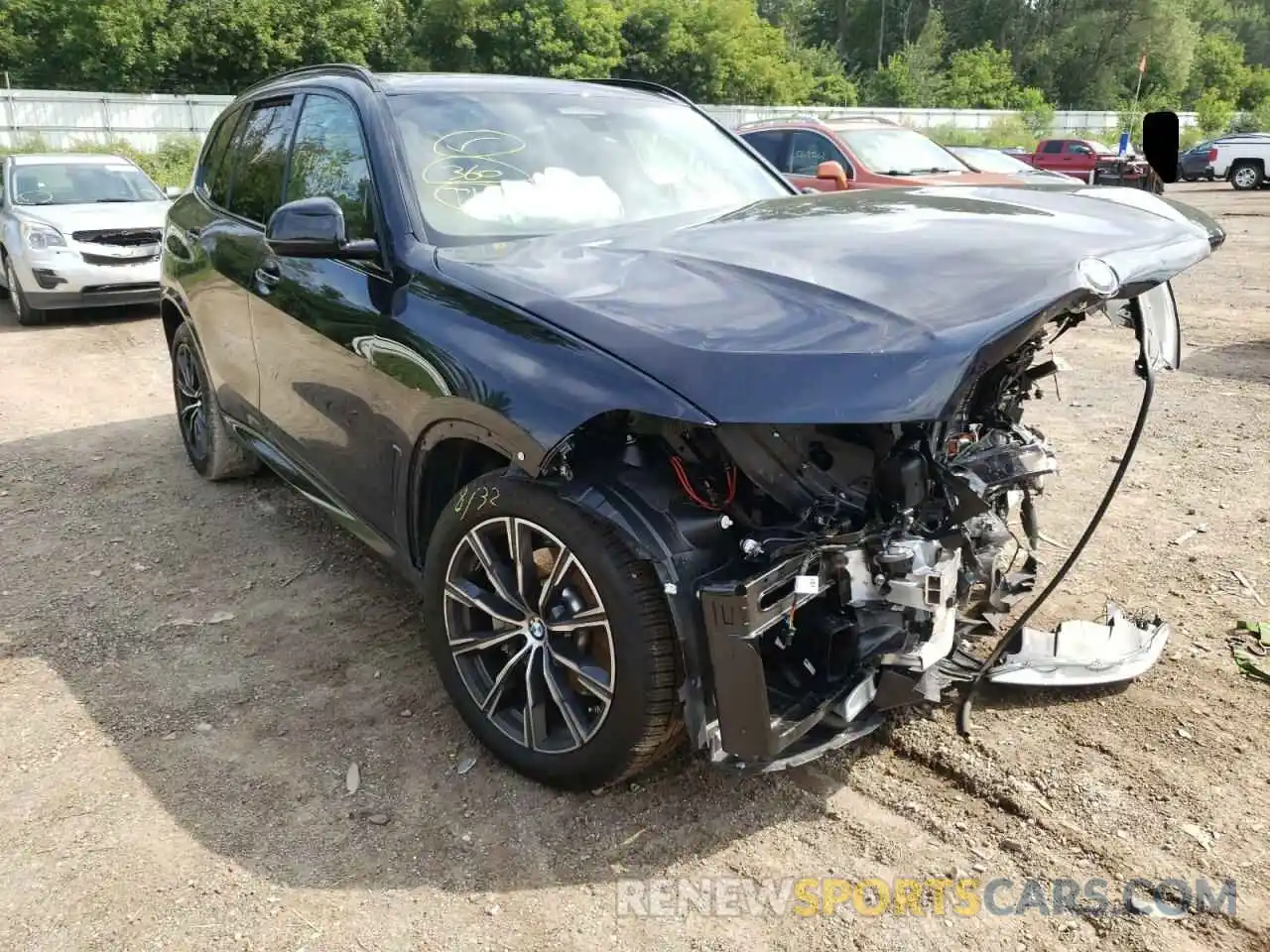 1 Photograph of a damaged car 5UXCR6C05M9F90376 BMW X5 2021