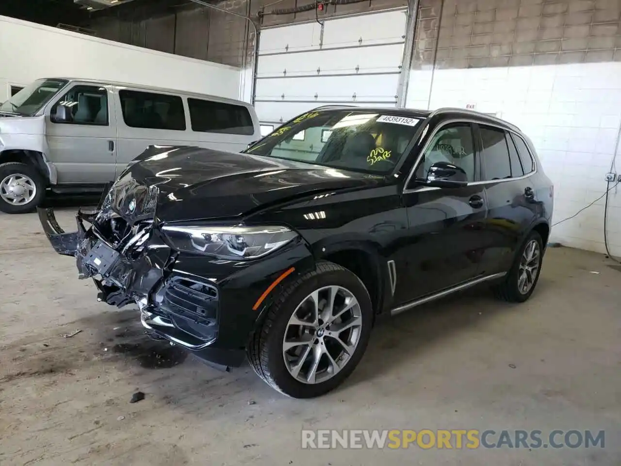 2 Photograph of a damaged car 5UXCR6C06M9E91596 BMW X5 2021