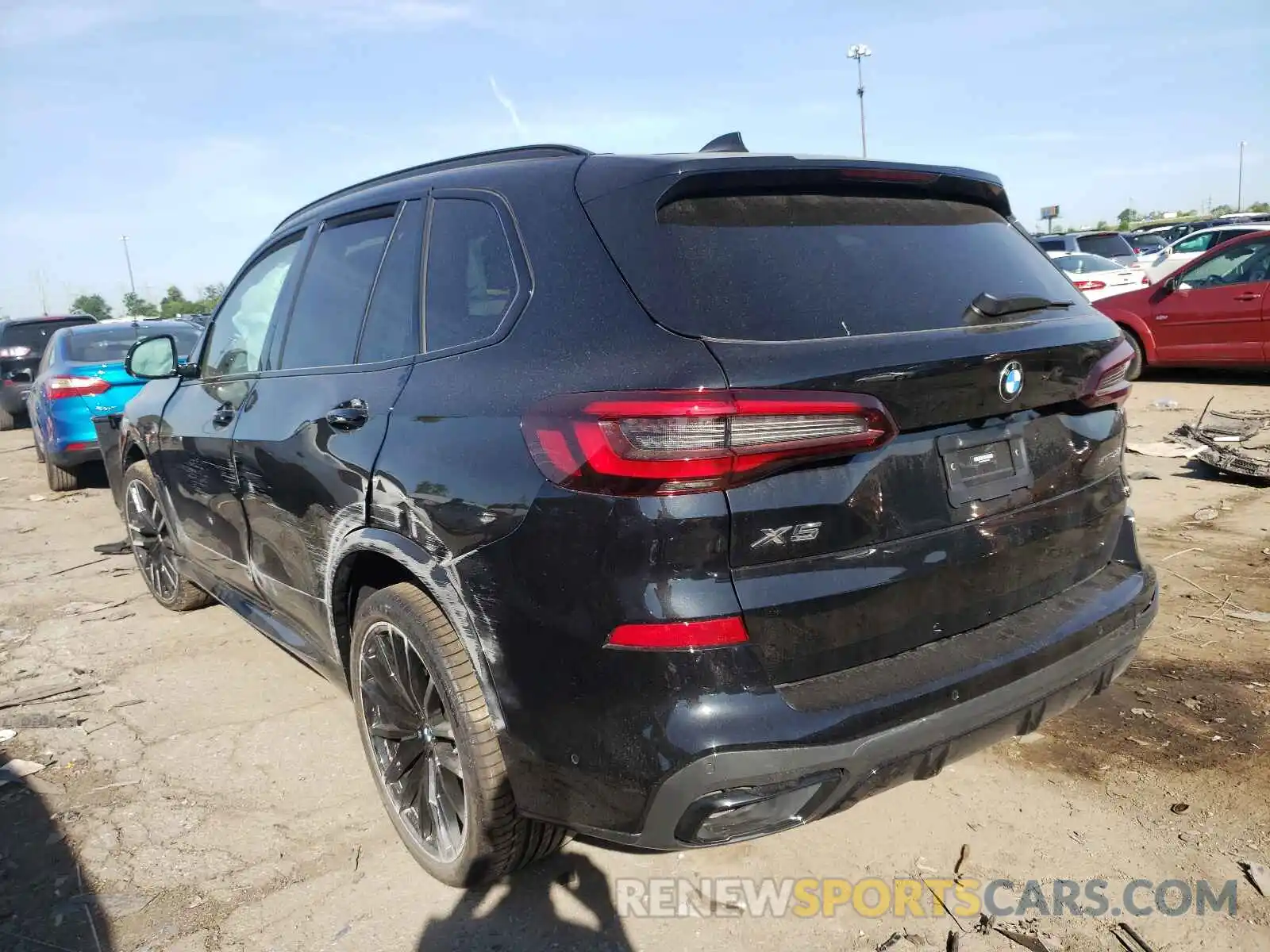 3 Photograph of a damaged car 5UXCR6C06M9F35404 BMW X5 2021