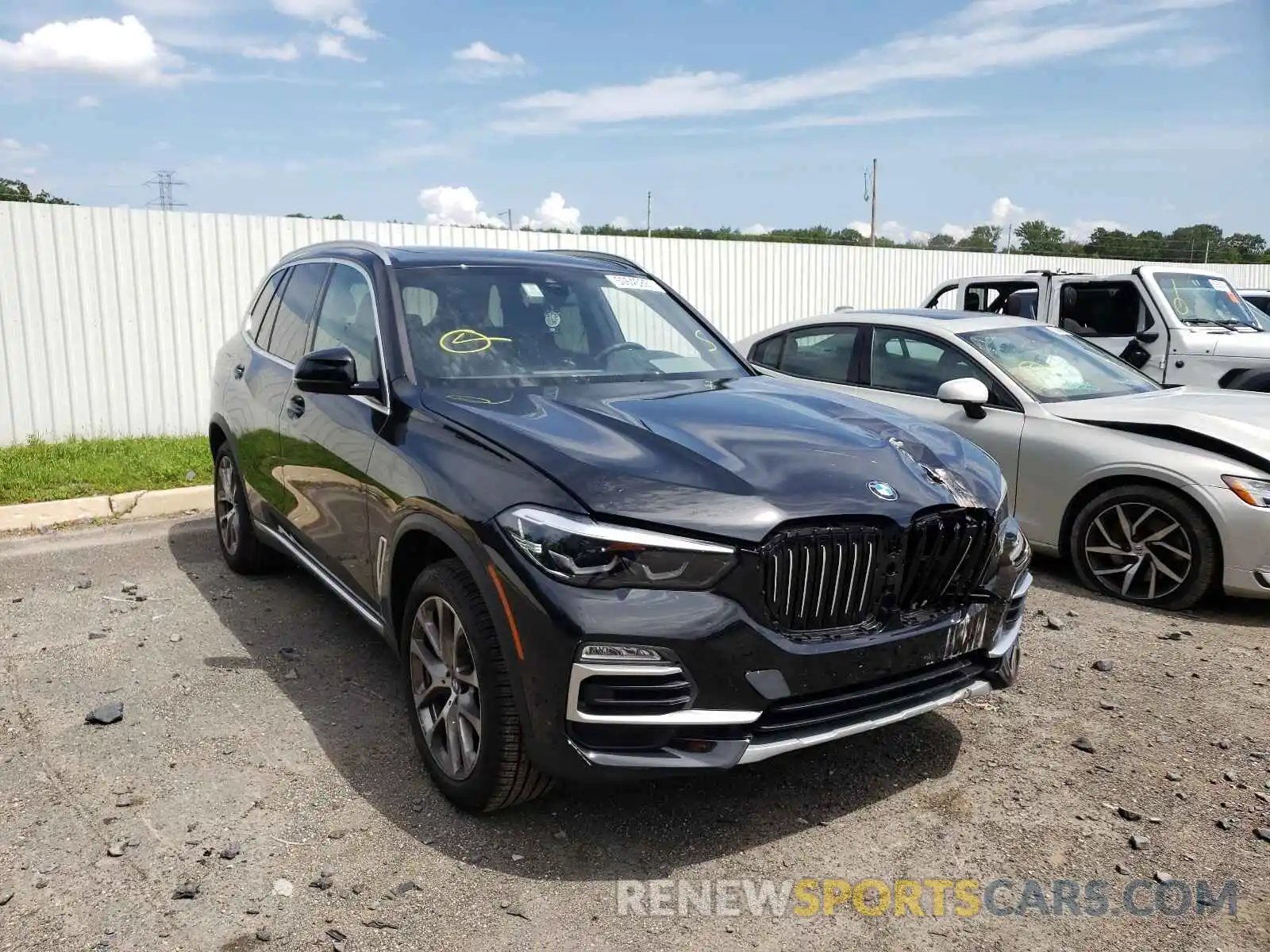 1 Photograph of a damaged car 5UXCR6C06M9G68275 BMW X5 2021