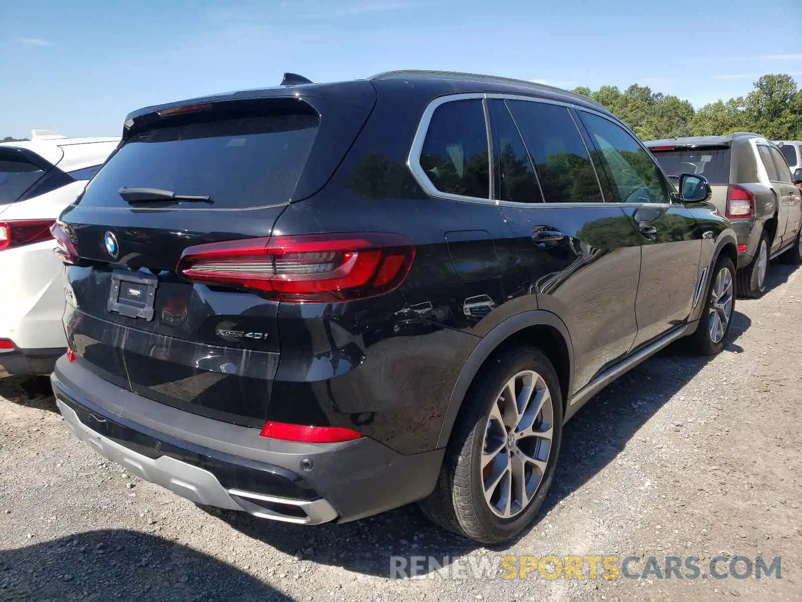 4 Photograph of a damaged car 5UXCR6C07M9D76165 BMW X5 2021