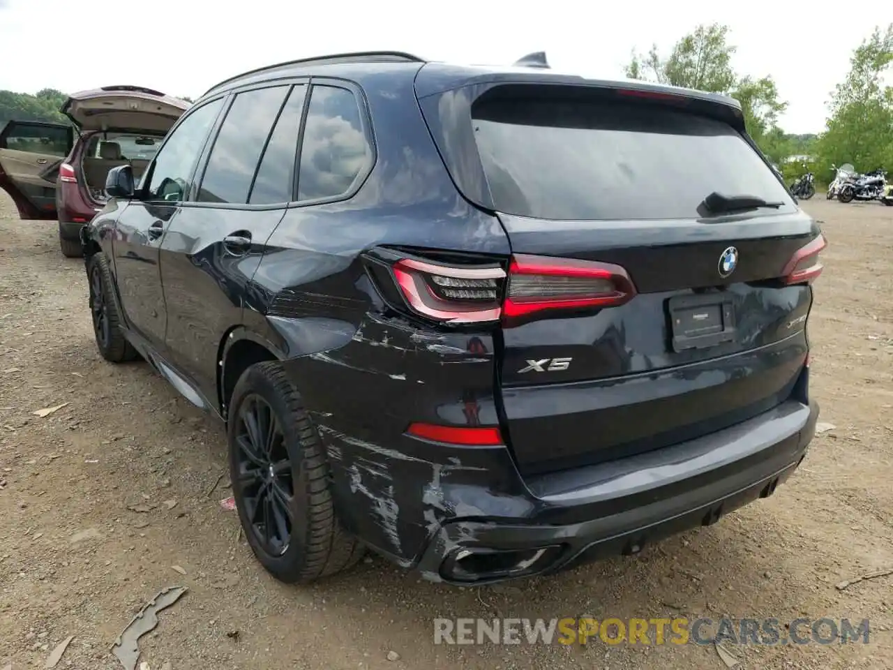 3 Фотография поврежденного автомобиля 5UXCR6C07M9E69591 BMW X5 2021