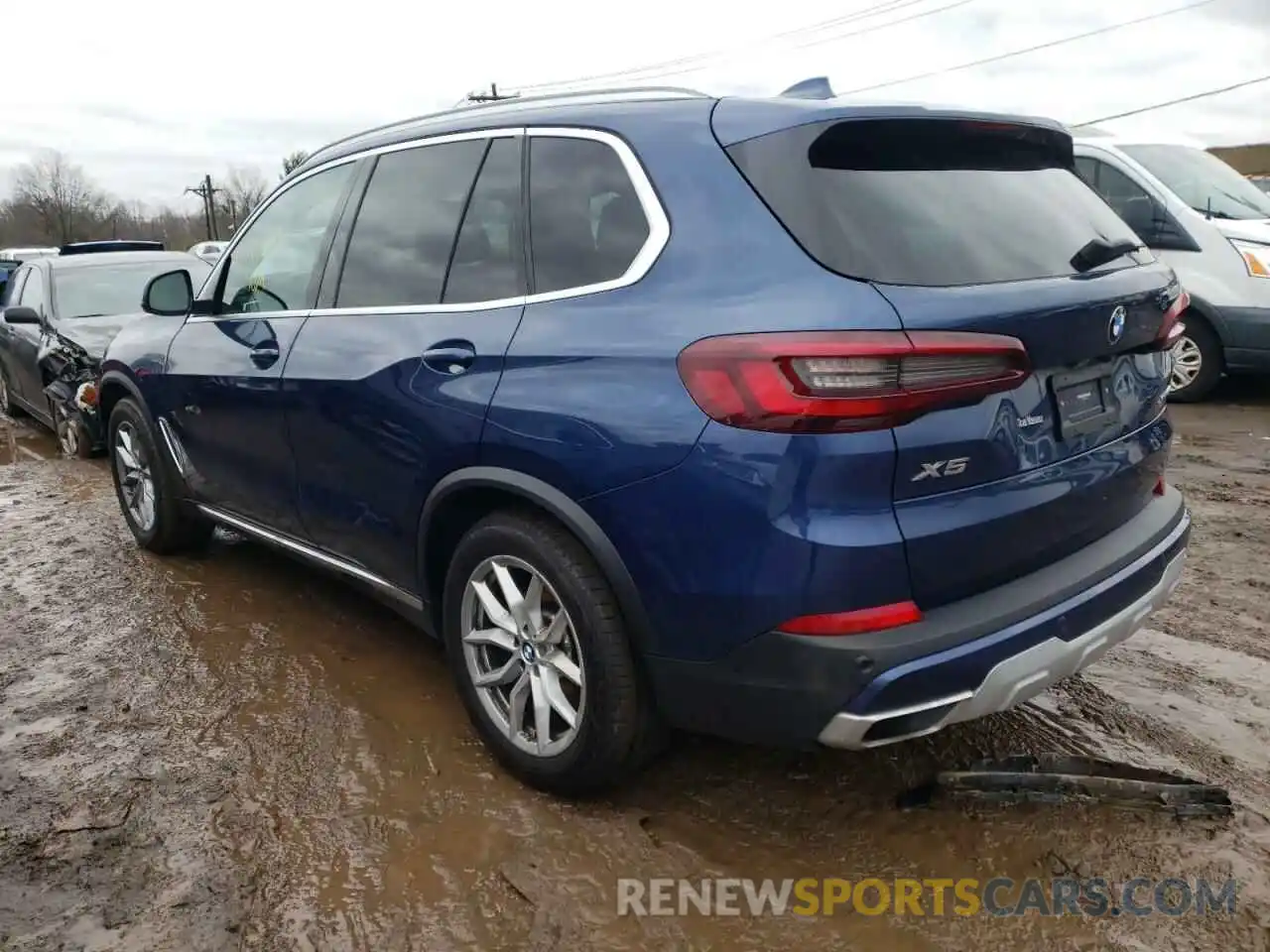 3 Photograph of a damaged car 5UXCR6C07M9F25111 BMW X5 2021