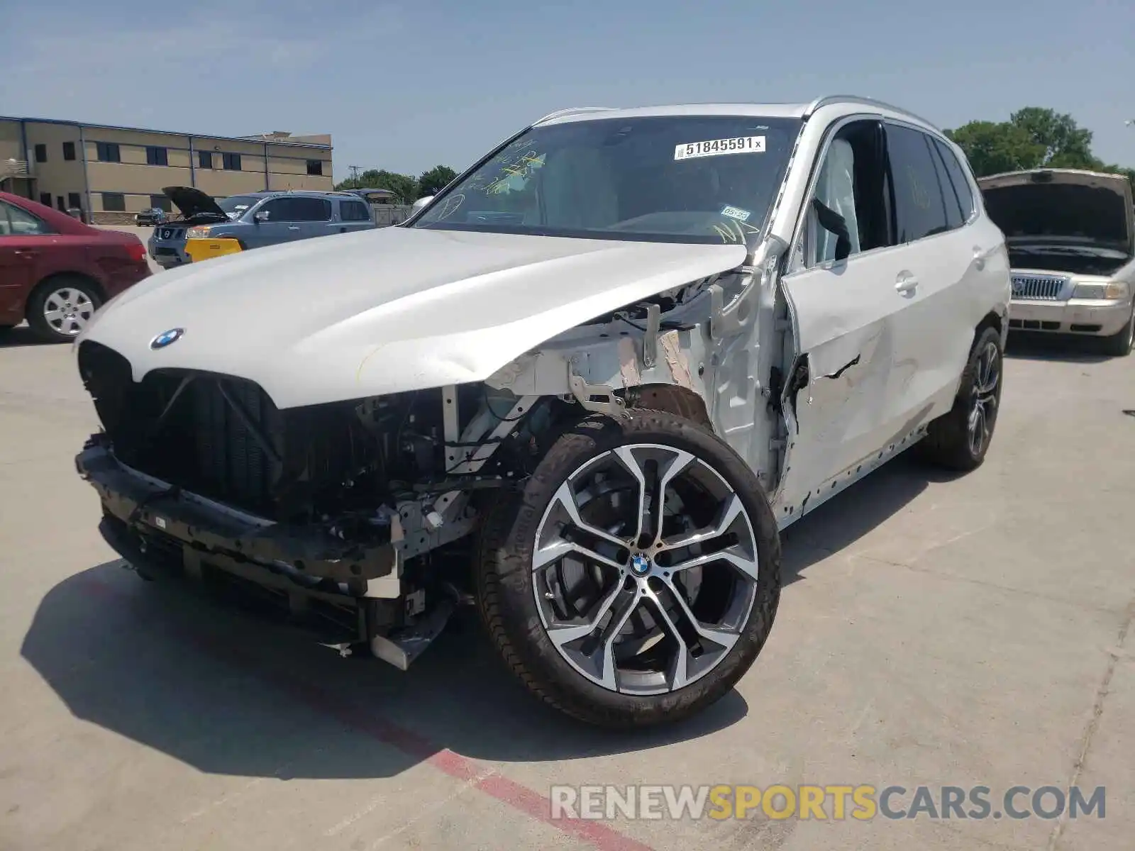 2 Photograph of a damaged car 5UXCR6C07M9G67801 BMW X5 2021