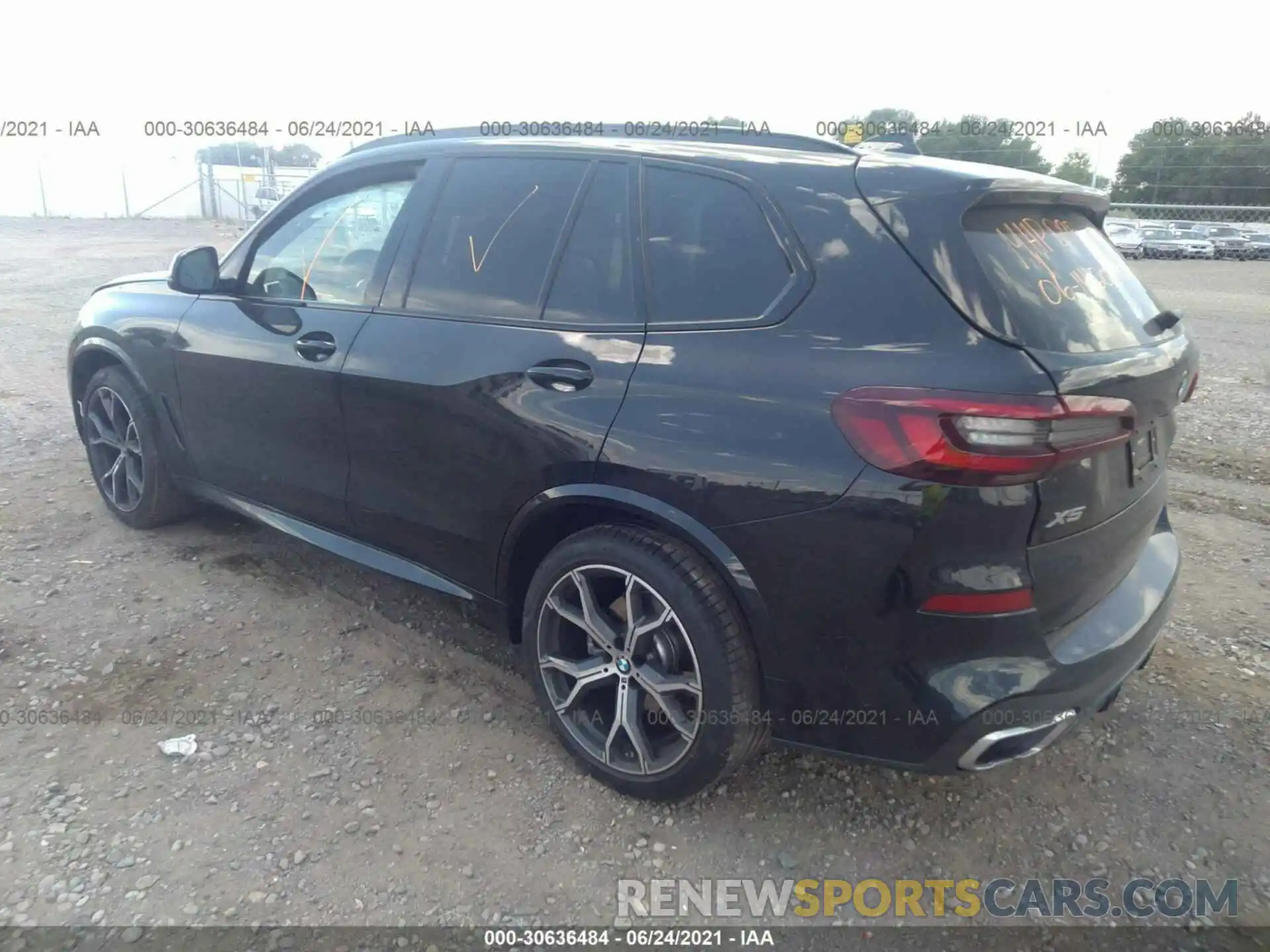 3 Фотография поврежденного автомобиля 5UXCR6C07M9G75400 BMW X5 2021