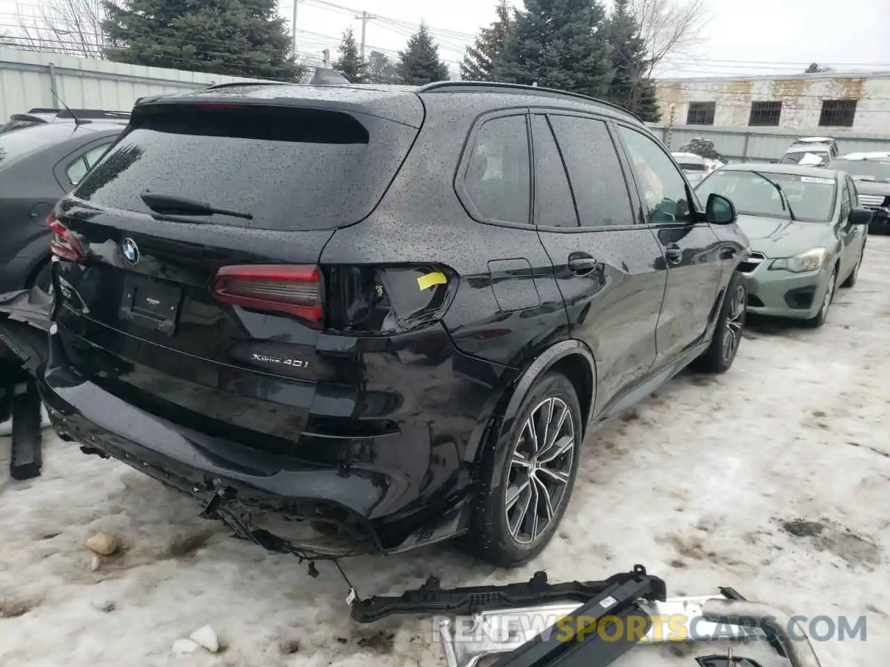 4 Photograph of a damaged car 5UXCR6C08M9E09254 BMW X5 2021