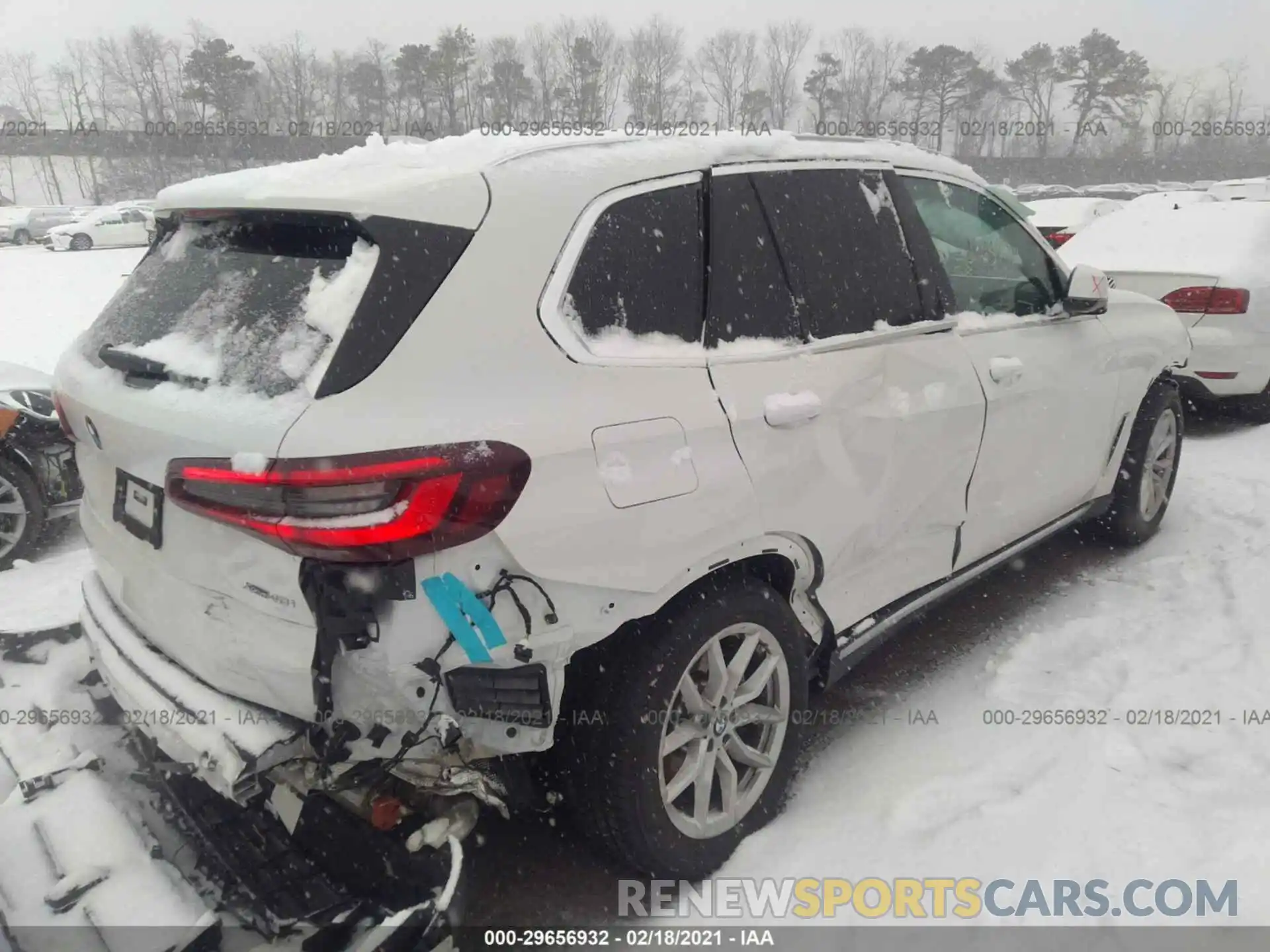 4 Photograph of a damaged car 5UXCR6C08M9F26672 BMW X5 2021