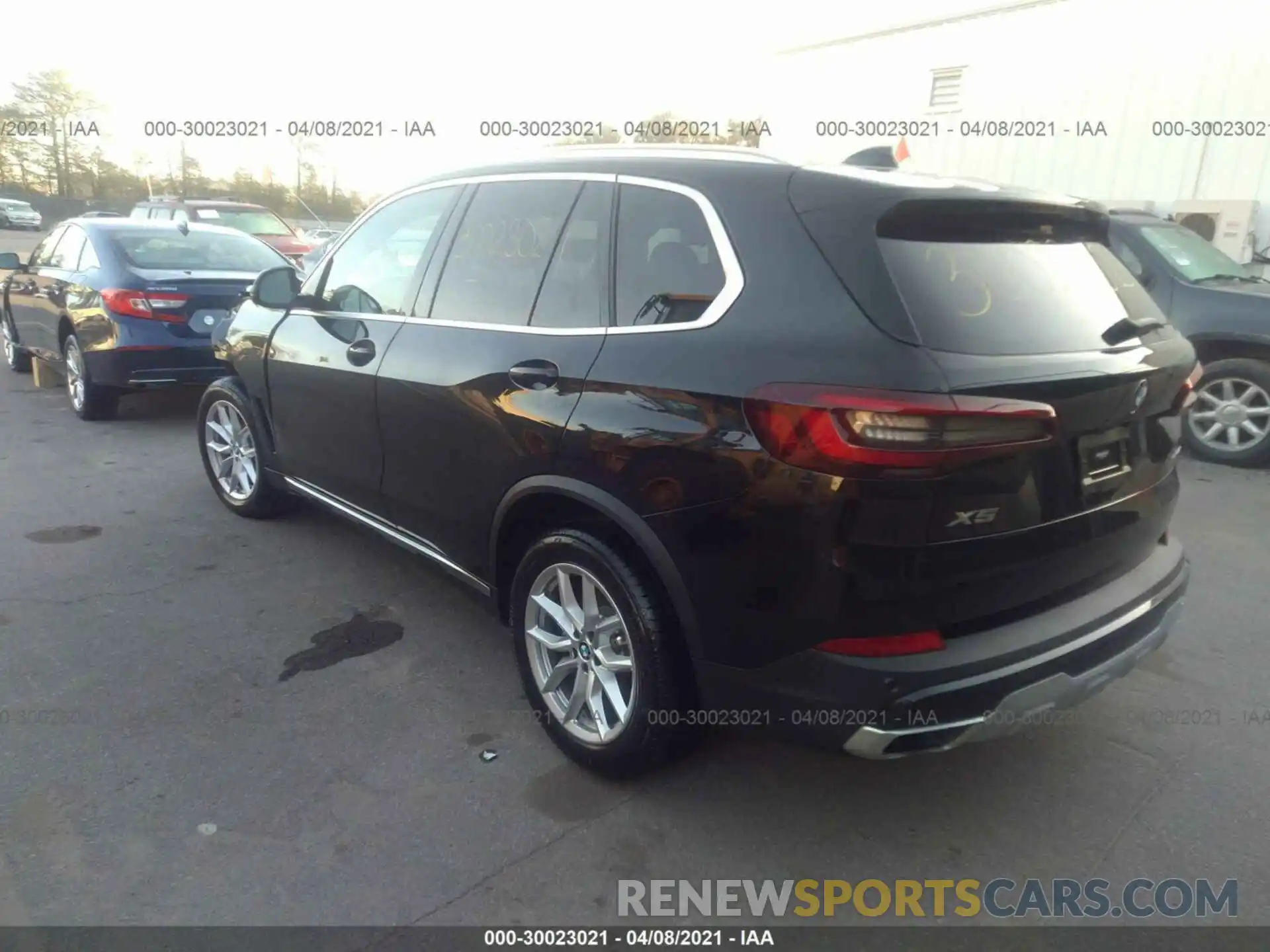 3 Фотография поврежденного автомобиля 5UXCR6C08M9F38949 BMW X5 2021