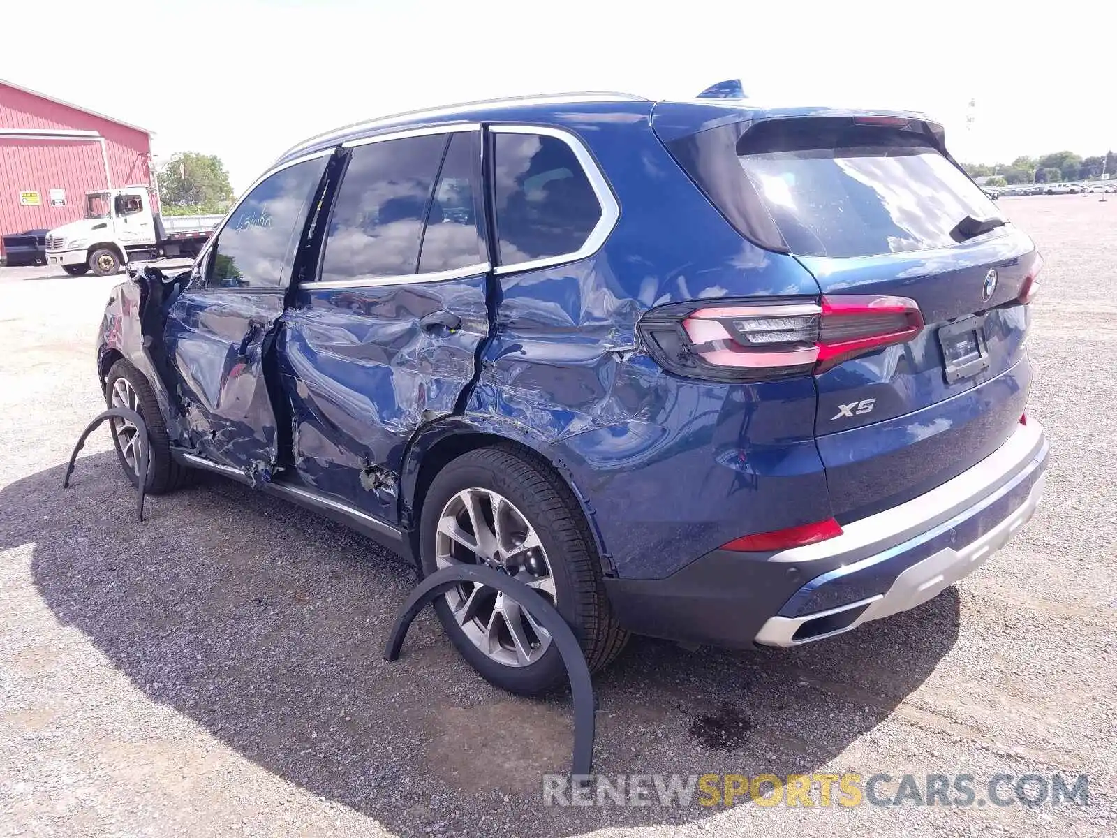 3 Фотография поврежденного автомобиля 5UXCR6C08M9G07980 BMW X5 2021