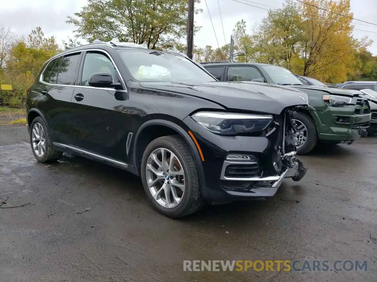 1 Photograph of a damaged car 5UXCR6C08M9G43815 BMW X5 2021