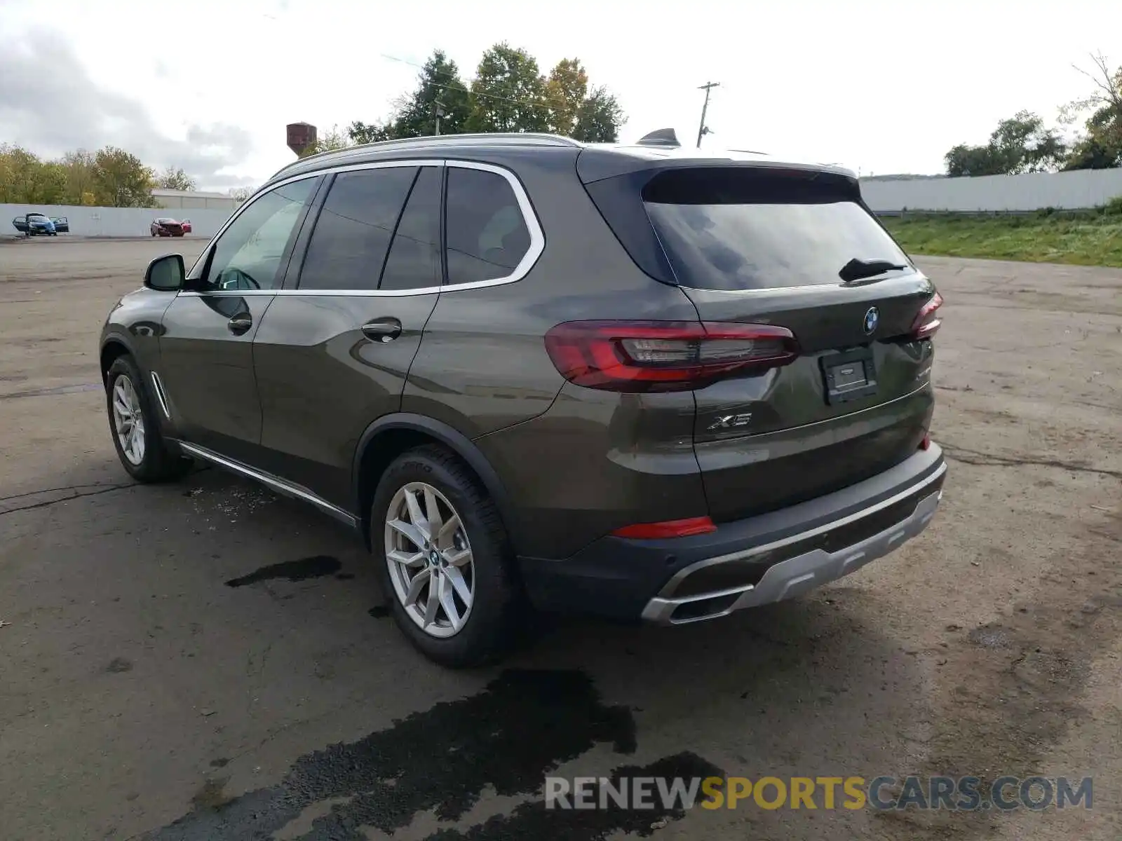 3 Photograph of a damaged car 5UXCR6C08M9H32459 BMW X5 2021