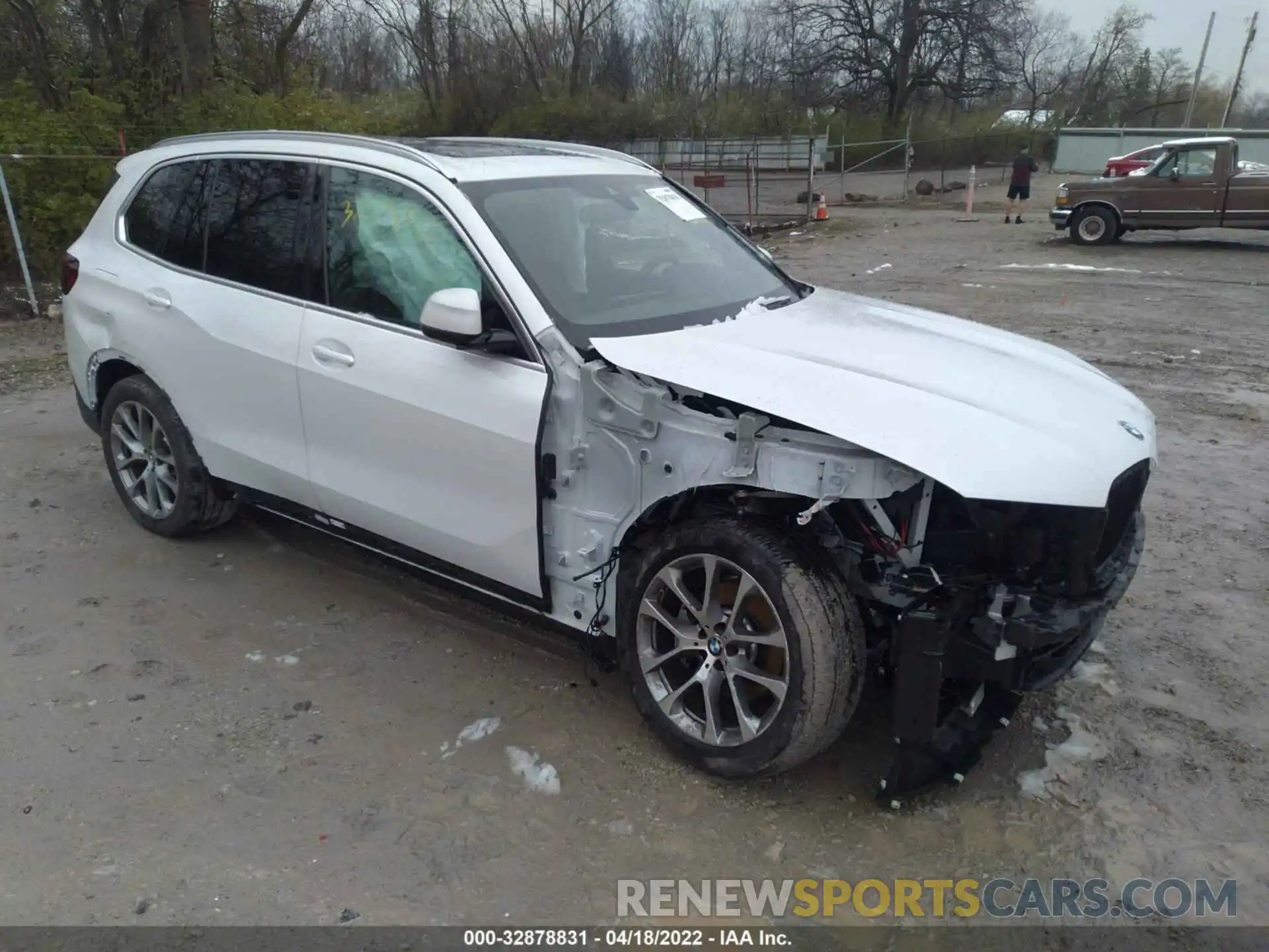 1 Photograph of a damaged car 5UXCR6C09M9F15342 BMW X5 2021