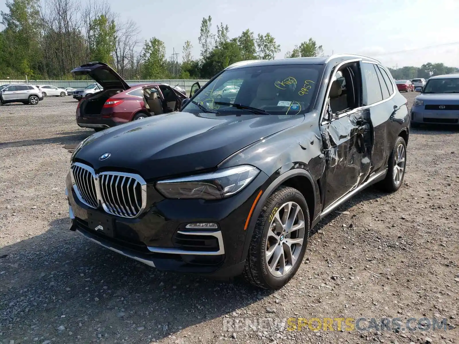 2 Фотография поврежденного автомобиля 5UXCR6C09M9F34750 BMW X5 2021