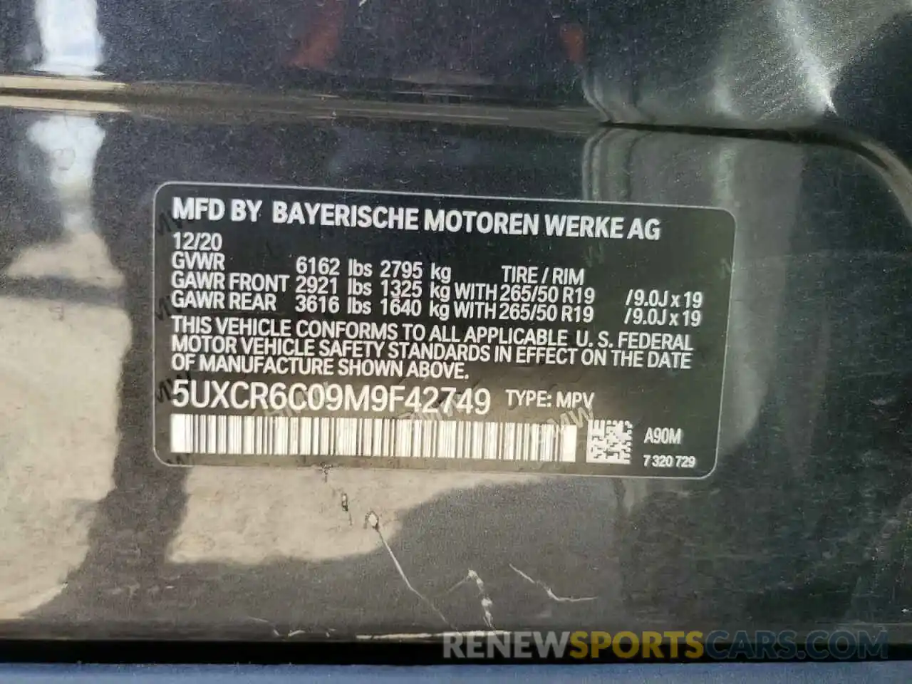 13 Photograph of a damaged car 5UXCR6C09M9F42749 BMW X5 2021