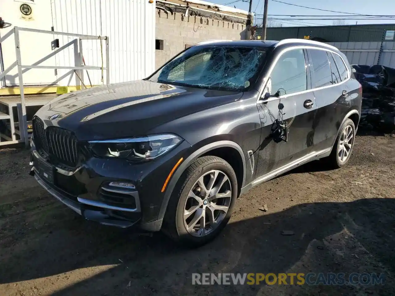 1 Photograph of a damaged car 5UXCR6C09M9G94790 BMW X5 2021