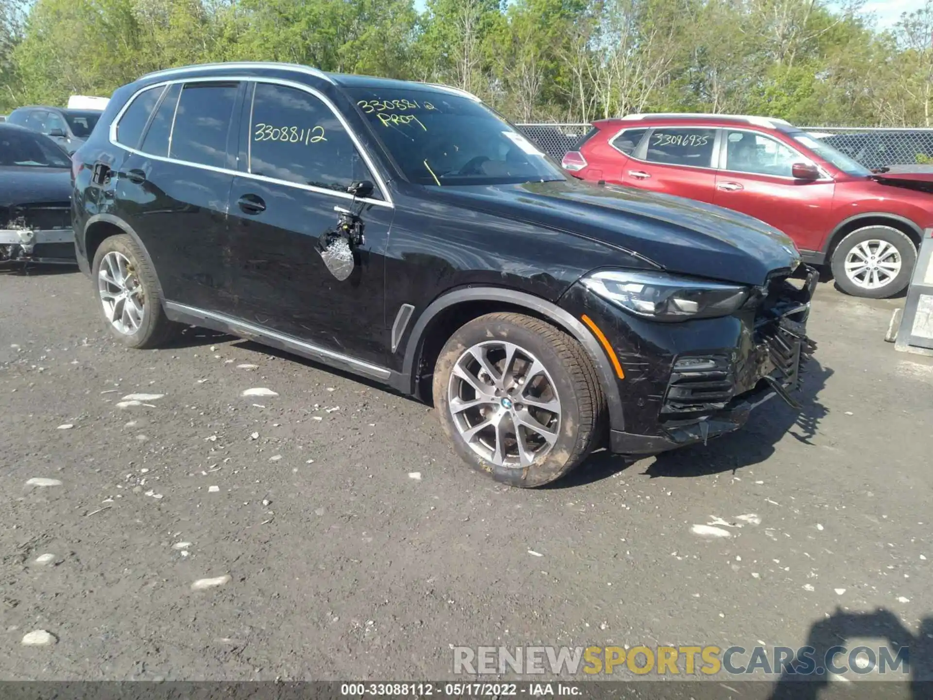 1 Photograph of a damaged car 5UXCR6C09M9H32163 BMW X5 2021