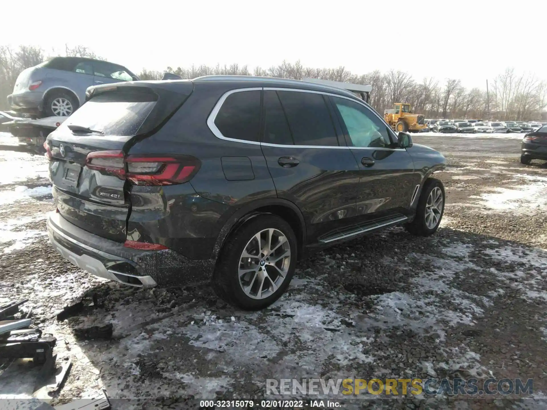 4 Photograph of a damaged car 5UXCR6C09M9H74154 BMW X5 2021