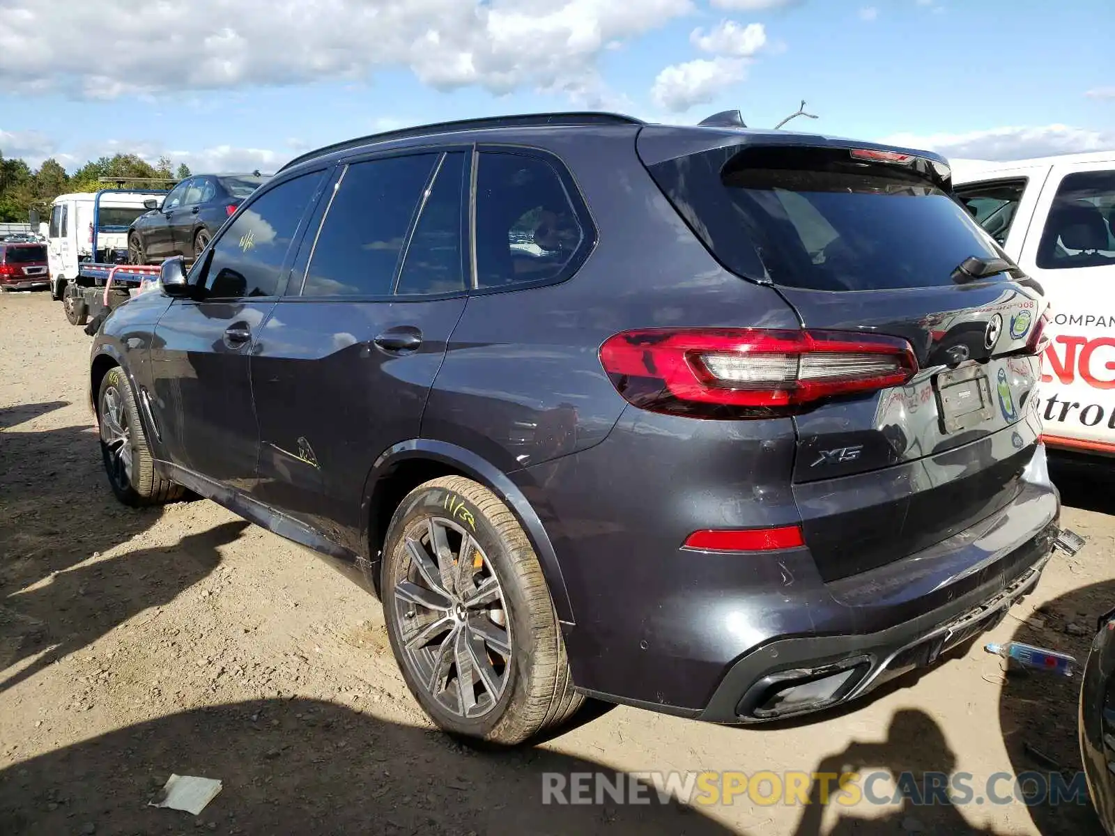 3 Photograph of a damaged car 5UXCR6C0XM9D83188 BMW X5 2021