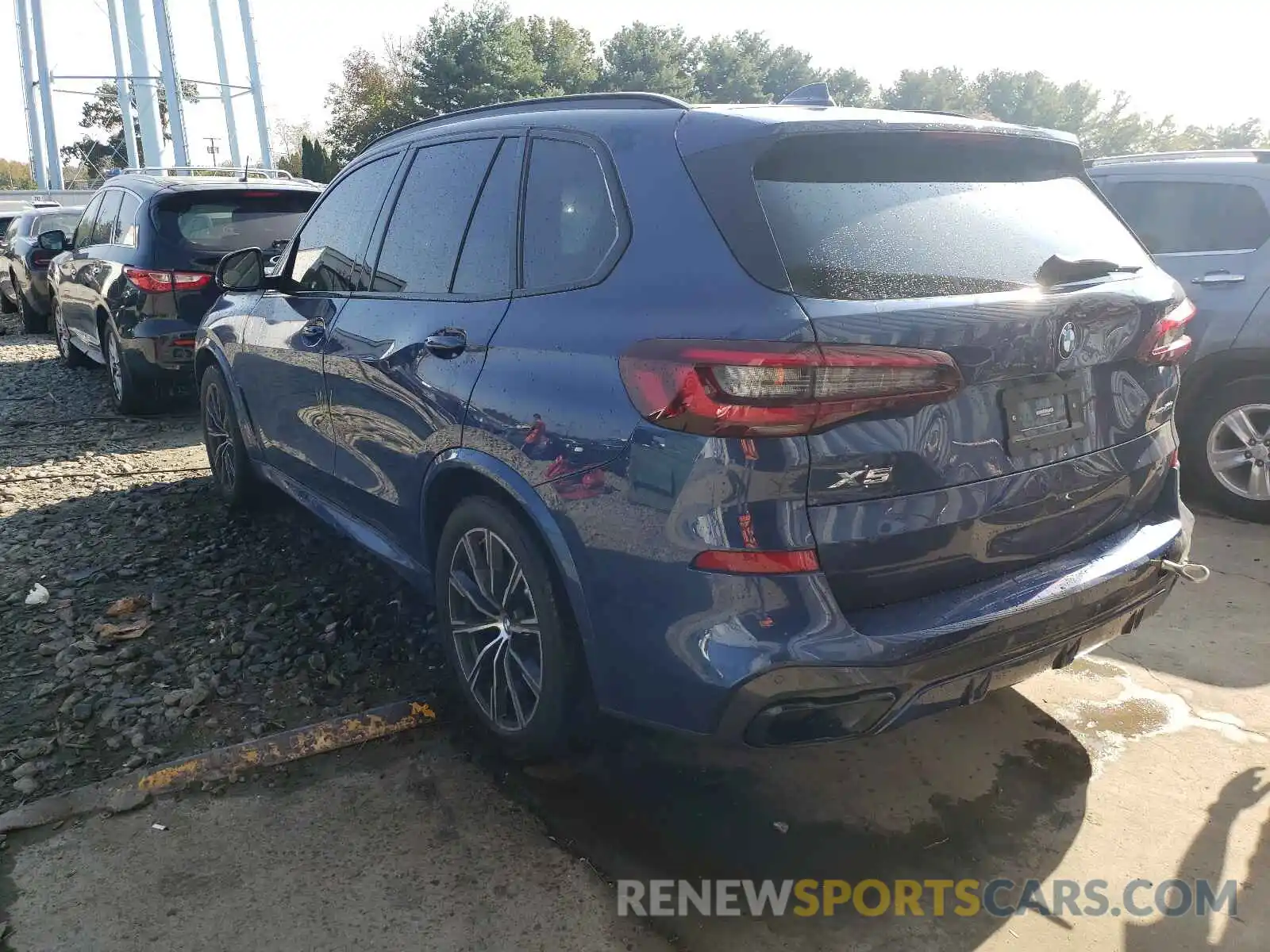 3 Photograph of a damaged car 5UXCR6C0XM9E09191 BMW X5 2021