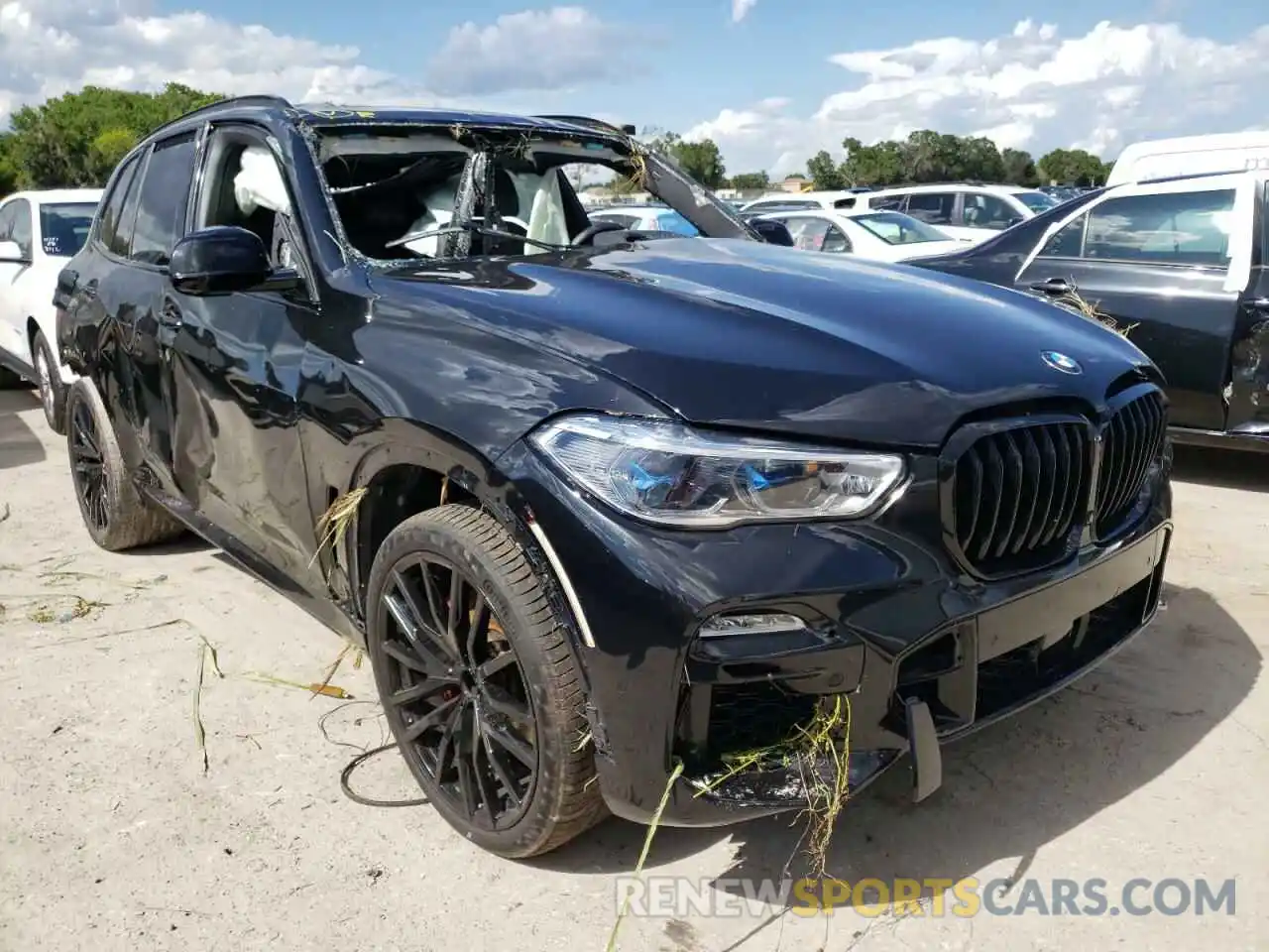 1 Photograph of a damaged car 5UXCR6C0XM9H00788 BMW X5 2021