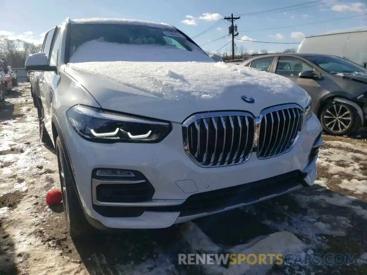 1 Photograph of a damaged car 5UXCR6C0XM9H29658 BMW X5 2021