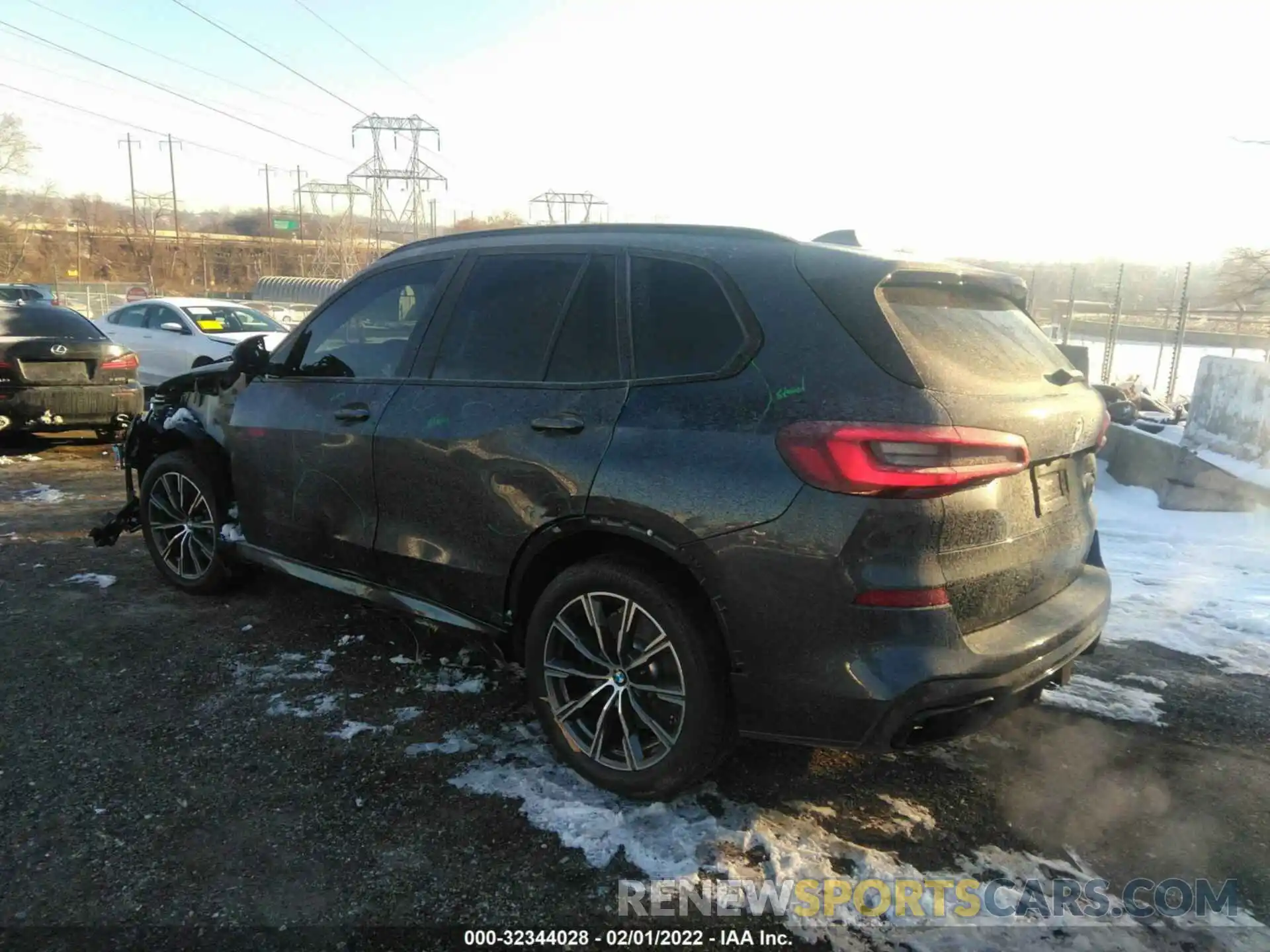 3 Фотография поврежденного автомобиля 5UXJU4C01M9F16897 BMW X5 2021