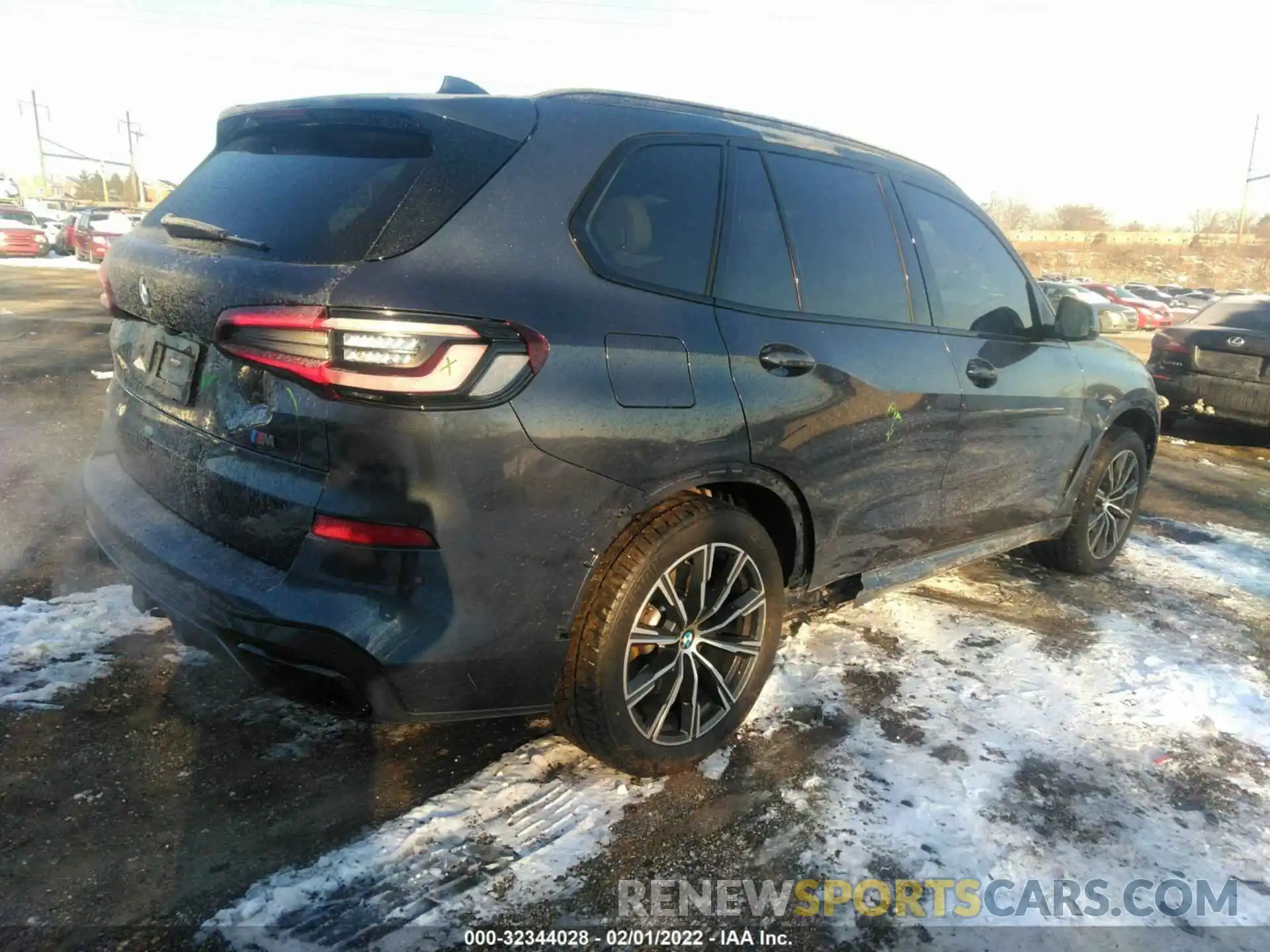 4 Фотография поврежденного автомобиля 5UXJU4C01M9F16897 BMW X5 2021