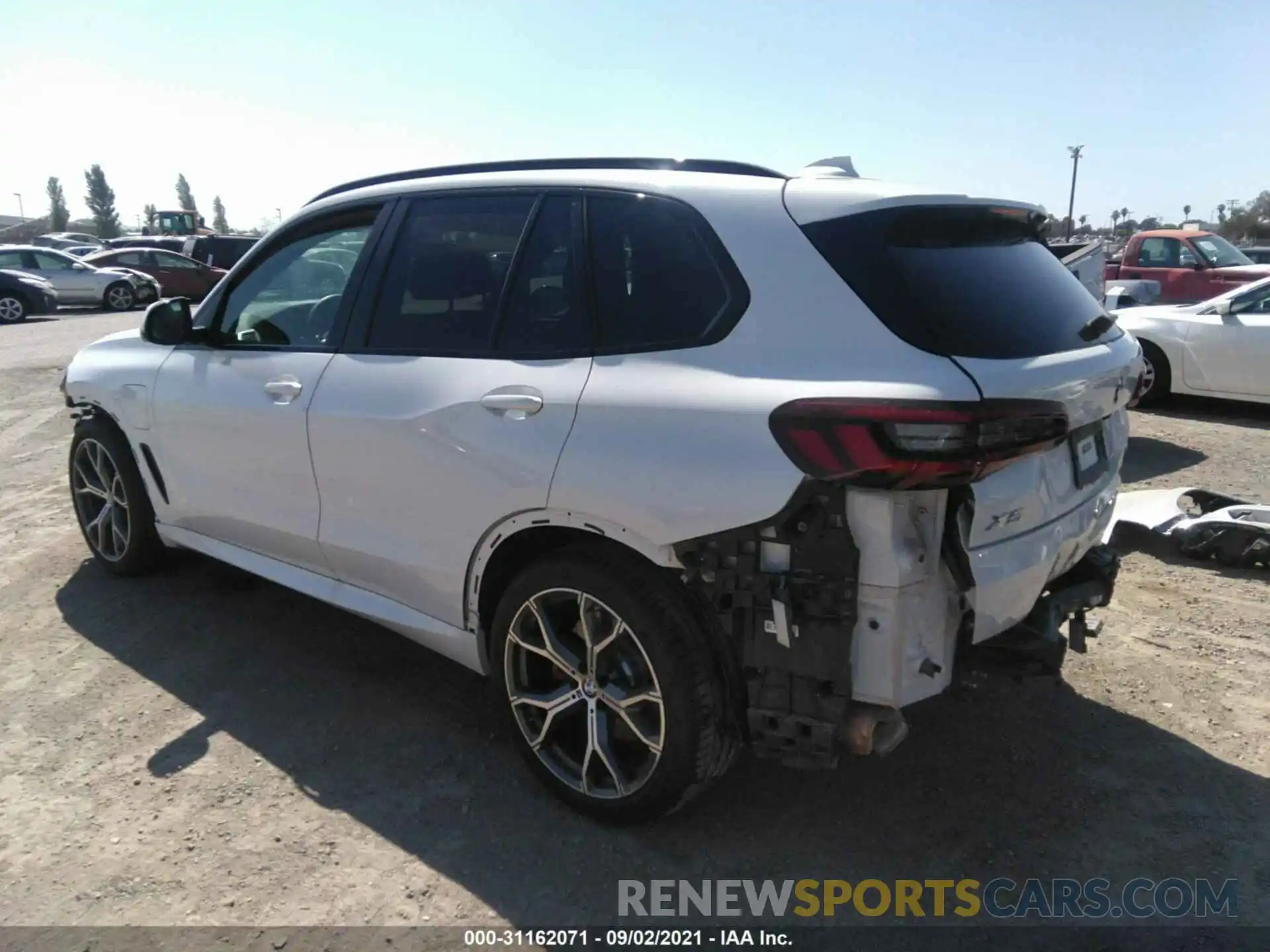 3 Photograph of a damaged car 5UXTA6C03M9D83914 BMW X5 2021