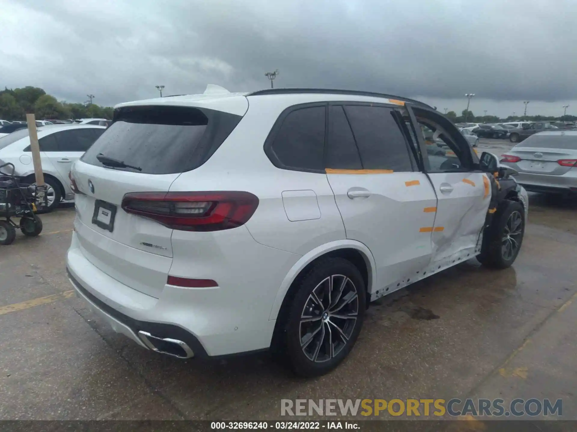 4 Фотография поврежденного автомобиля 5UXTA6C04M9F97276 BMW X5 2021