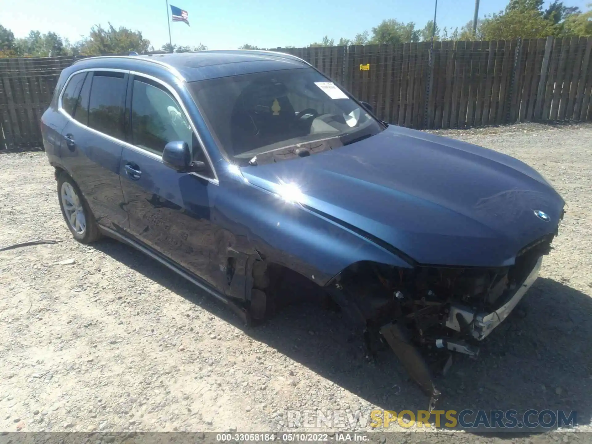 1 Photograph of a damaged car 5UXTA6C07M9F06842 BMW X5 2021