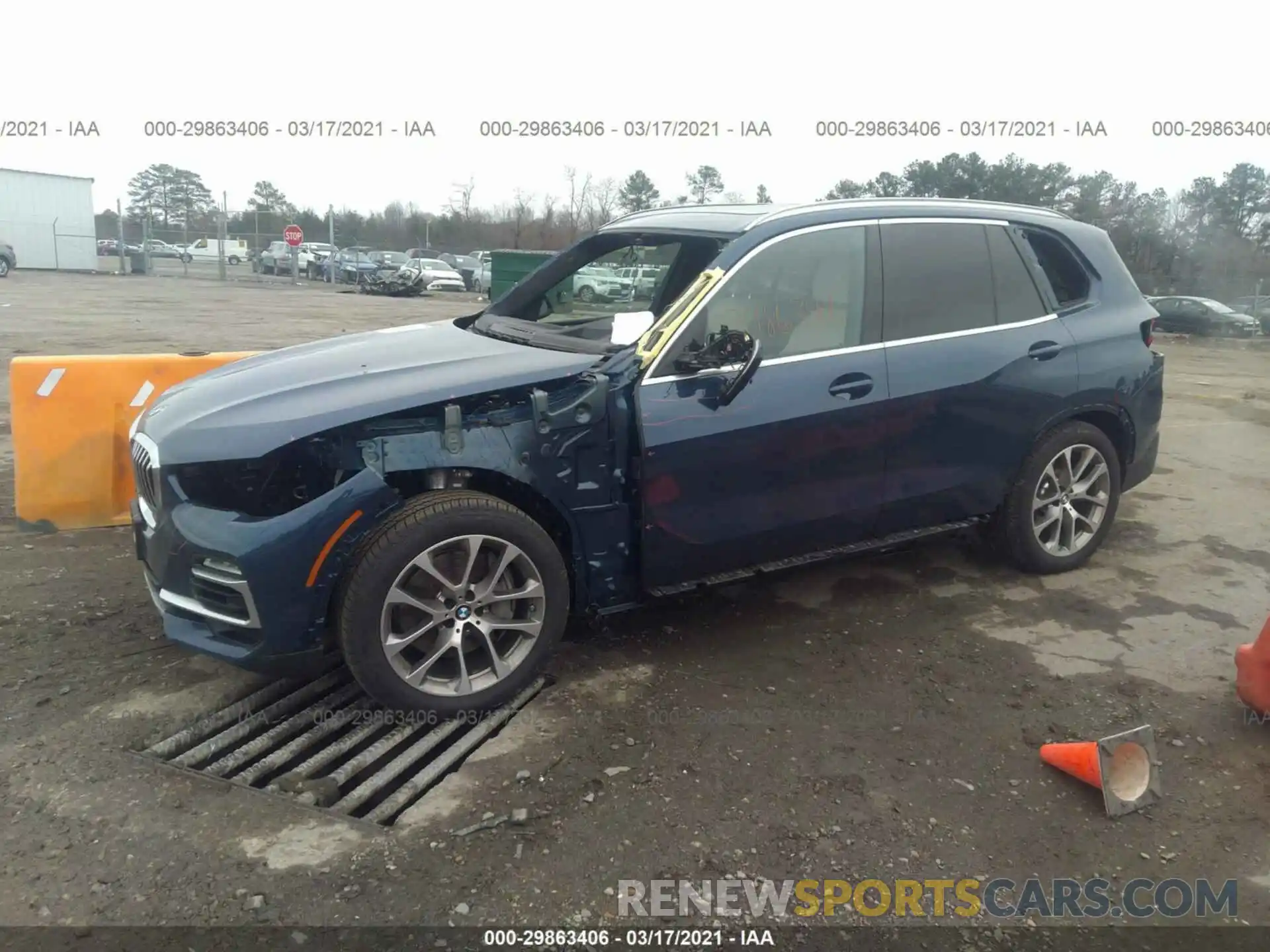 6 Photograph of a damaged car 5UXTA6C09M9E99117 BMW X5 2021