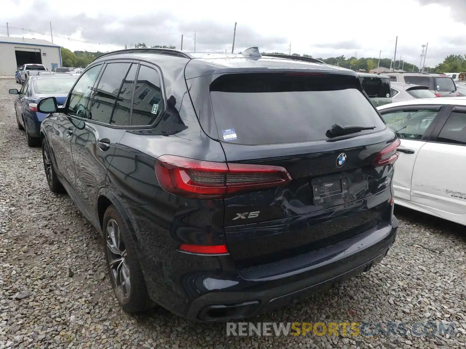 3 Photograph of a damaged car 5UXTA6C0XM9F25398 BMW X5 2021