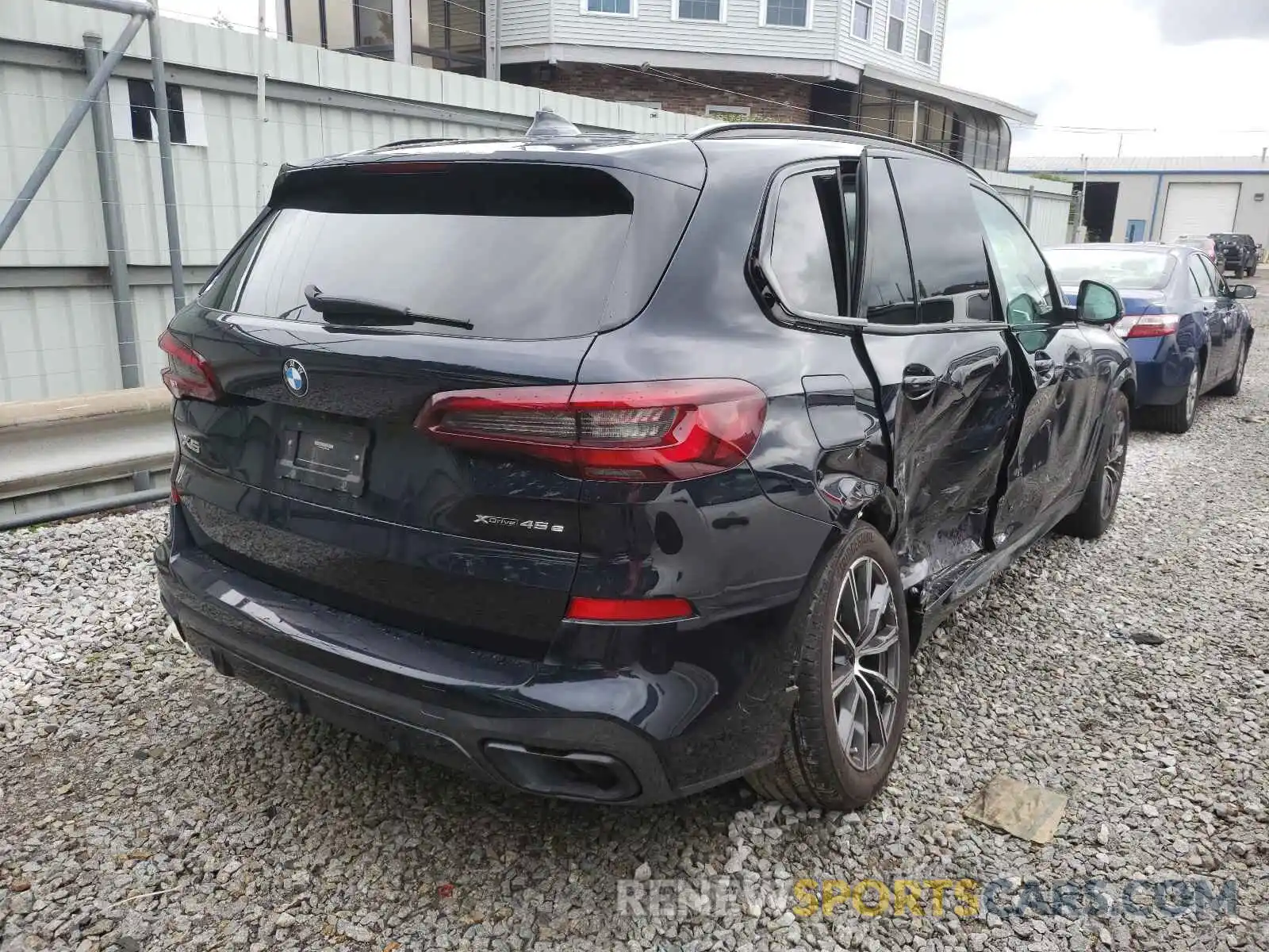 4 Photograph of a damaged car 5UXTA6C0XM9F25398 BMW X5 2021