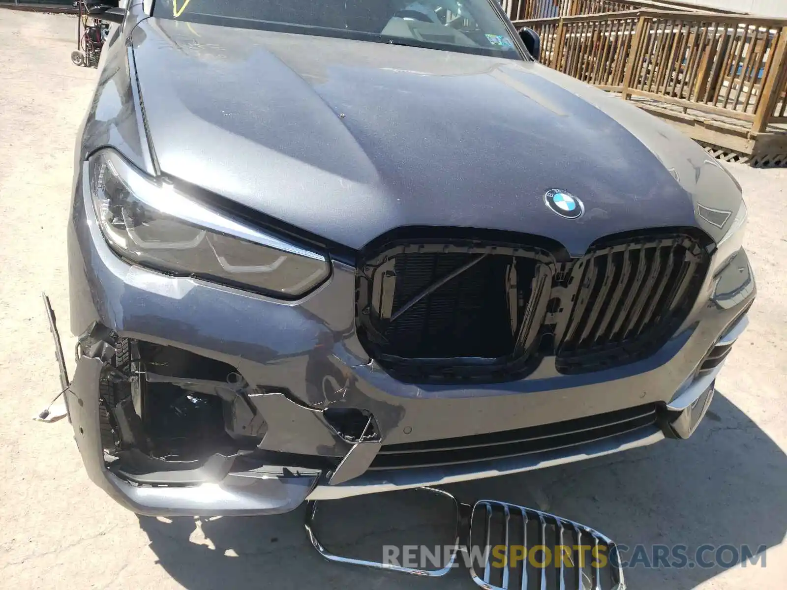 9 Photograph of a damaged car 5UXTA6C0XM9F56828 BMW X5 2021