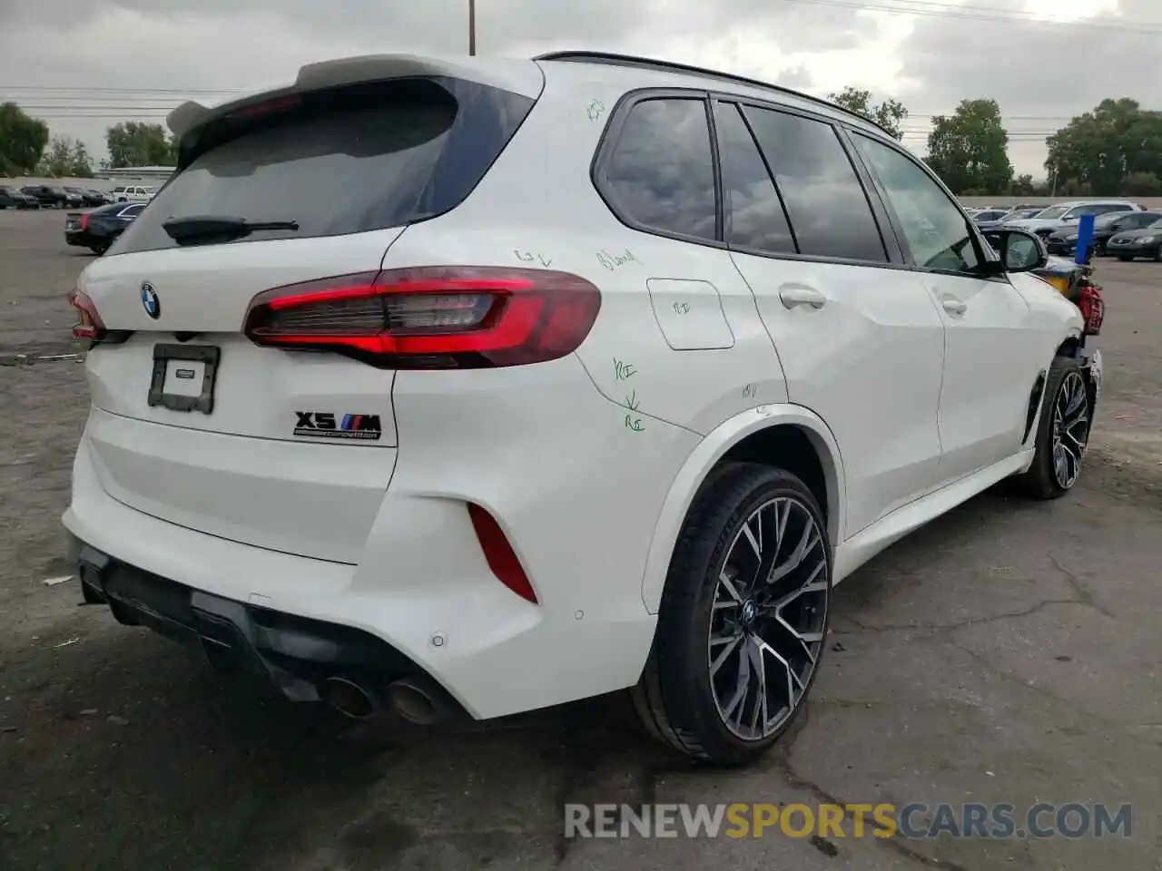 4 Фотография поврежденного автомобиля 5YMJU0C06M9E19180 BMW X5 2021