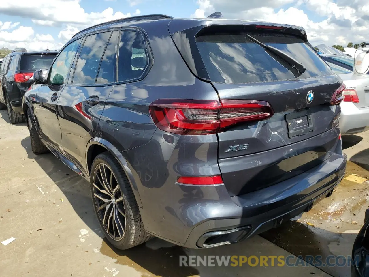 3 Фотография поврежденного автомобиля 5UXCR4C01N9M17554 BMW X5 2022