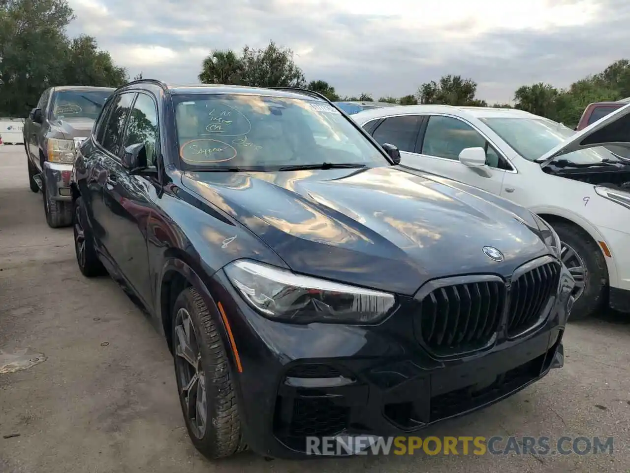 1 Photograph of a damaged car 5UXCR4C03N9K43132 BMW X5 2022