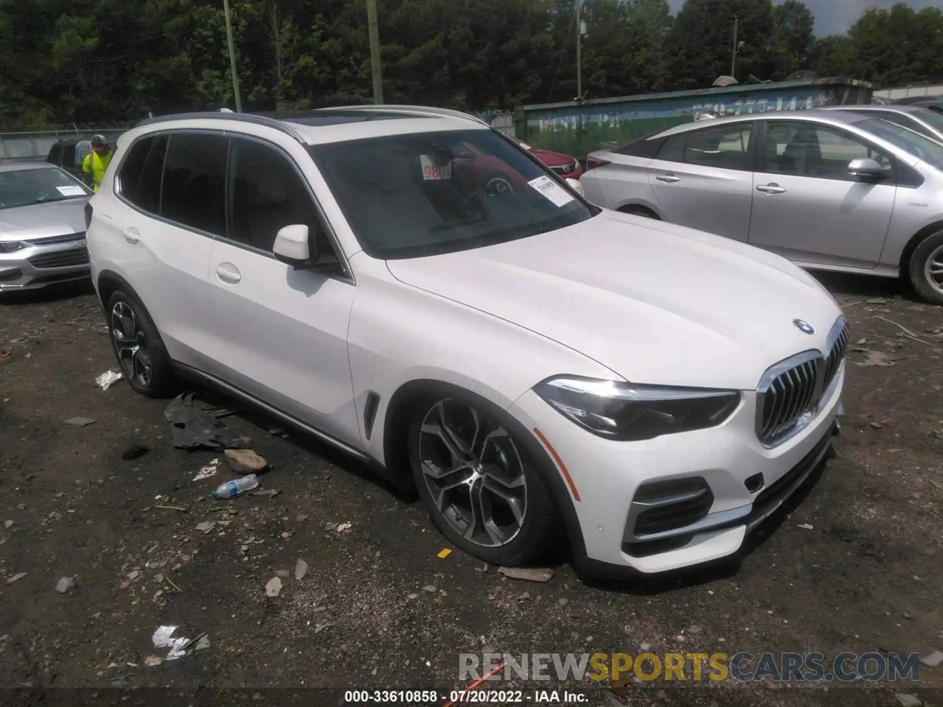 1 Photograph of a damaged car 5UXCR4C03N9K57936 BMW X5 2022