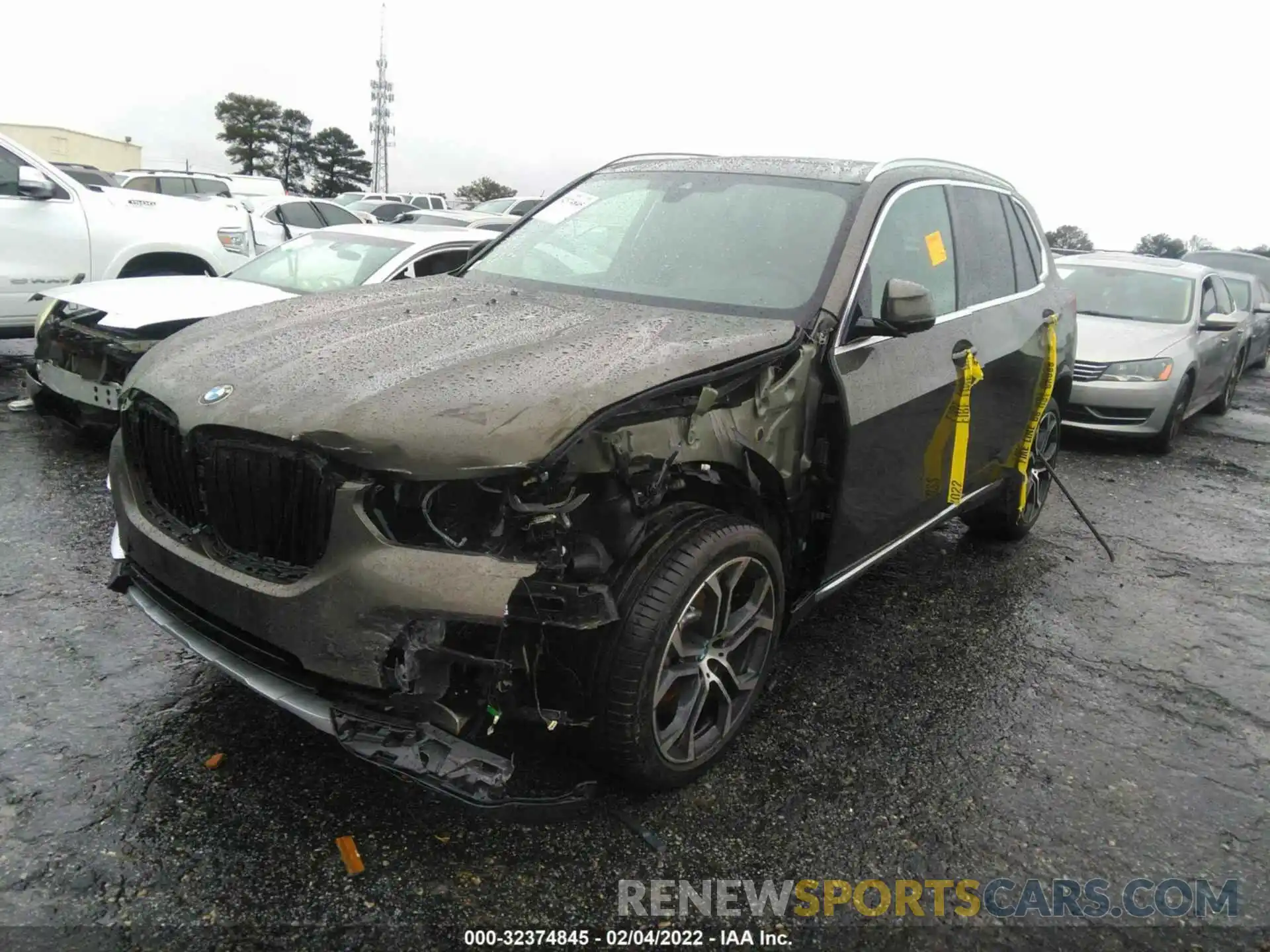 2 Photograph of a damaged car 5UXCR4C04N9K28848 BMW X5 2022