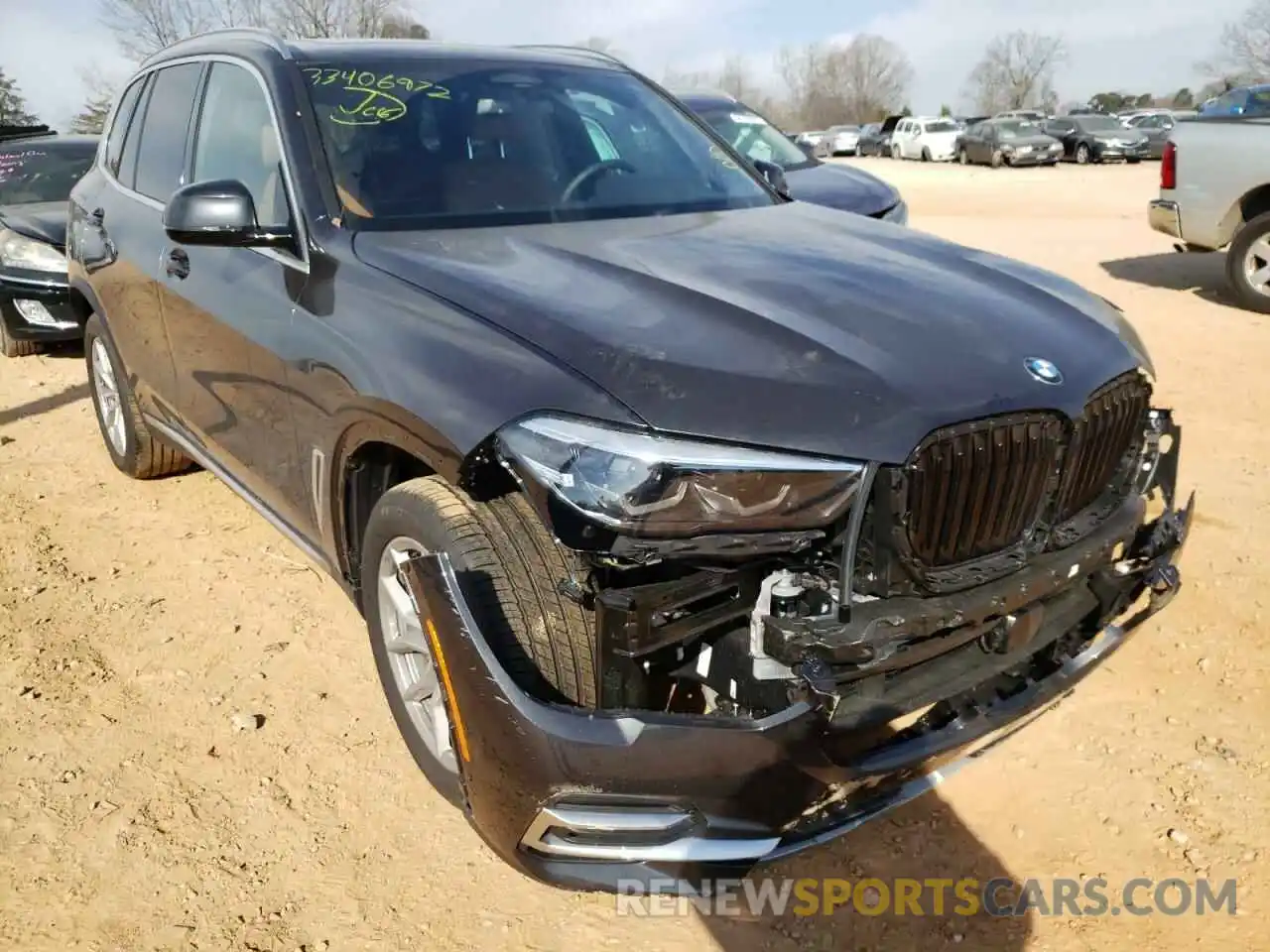 1 Photograph of a damaged car 5UXCR4C05N9K16630 BMW X5 2022