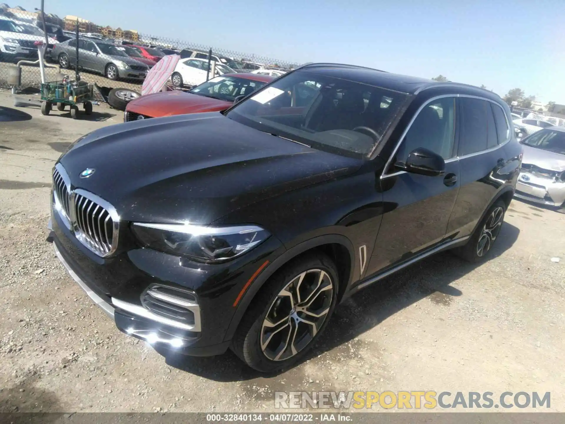 2 Photograph of a damaged car 5UXCR4C06N9K12716 BMW X5 2022