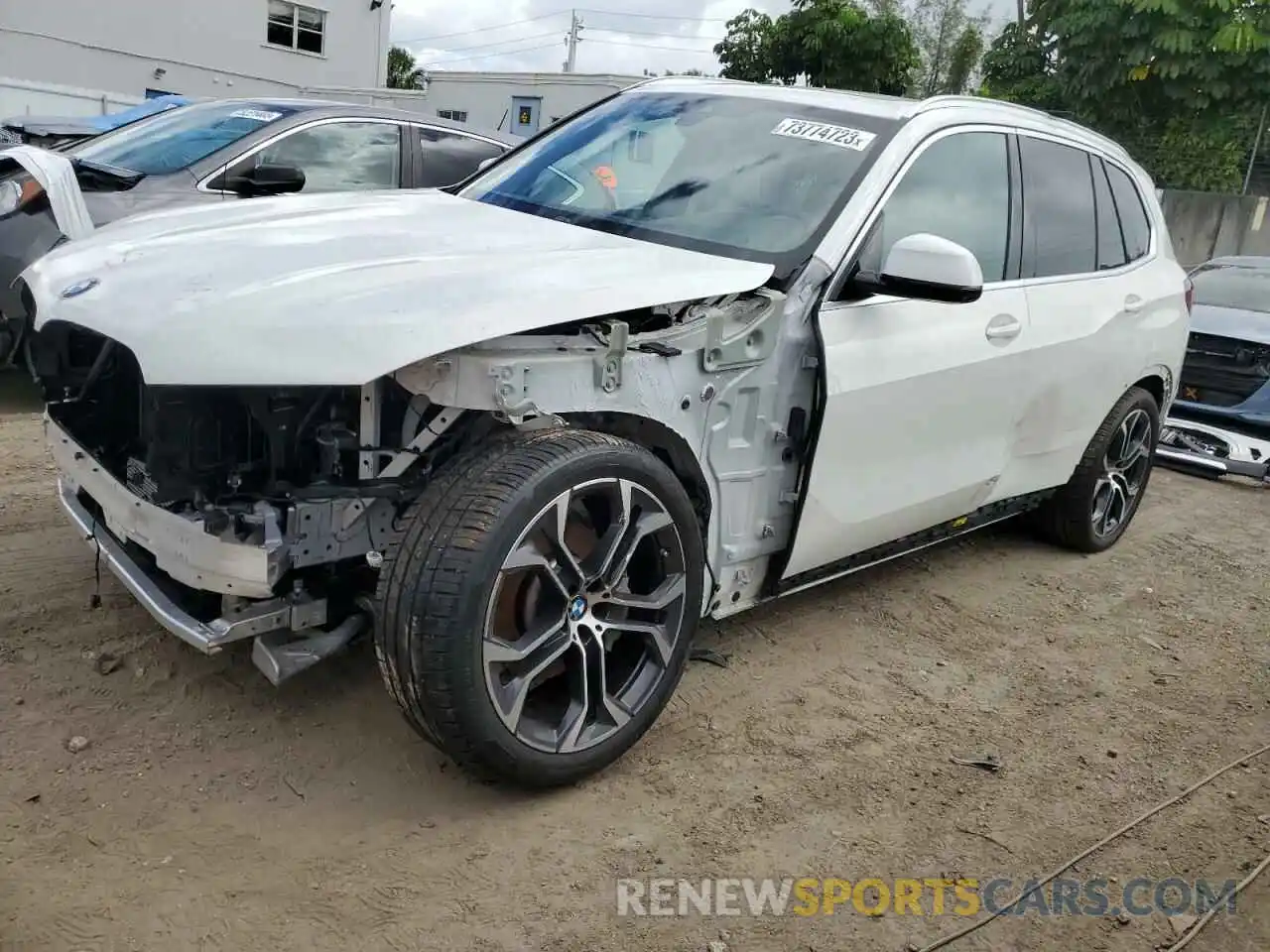 1 Photograph of a damaged car 5UXCR4C06N9K78103 BMW X5 2022