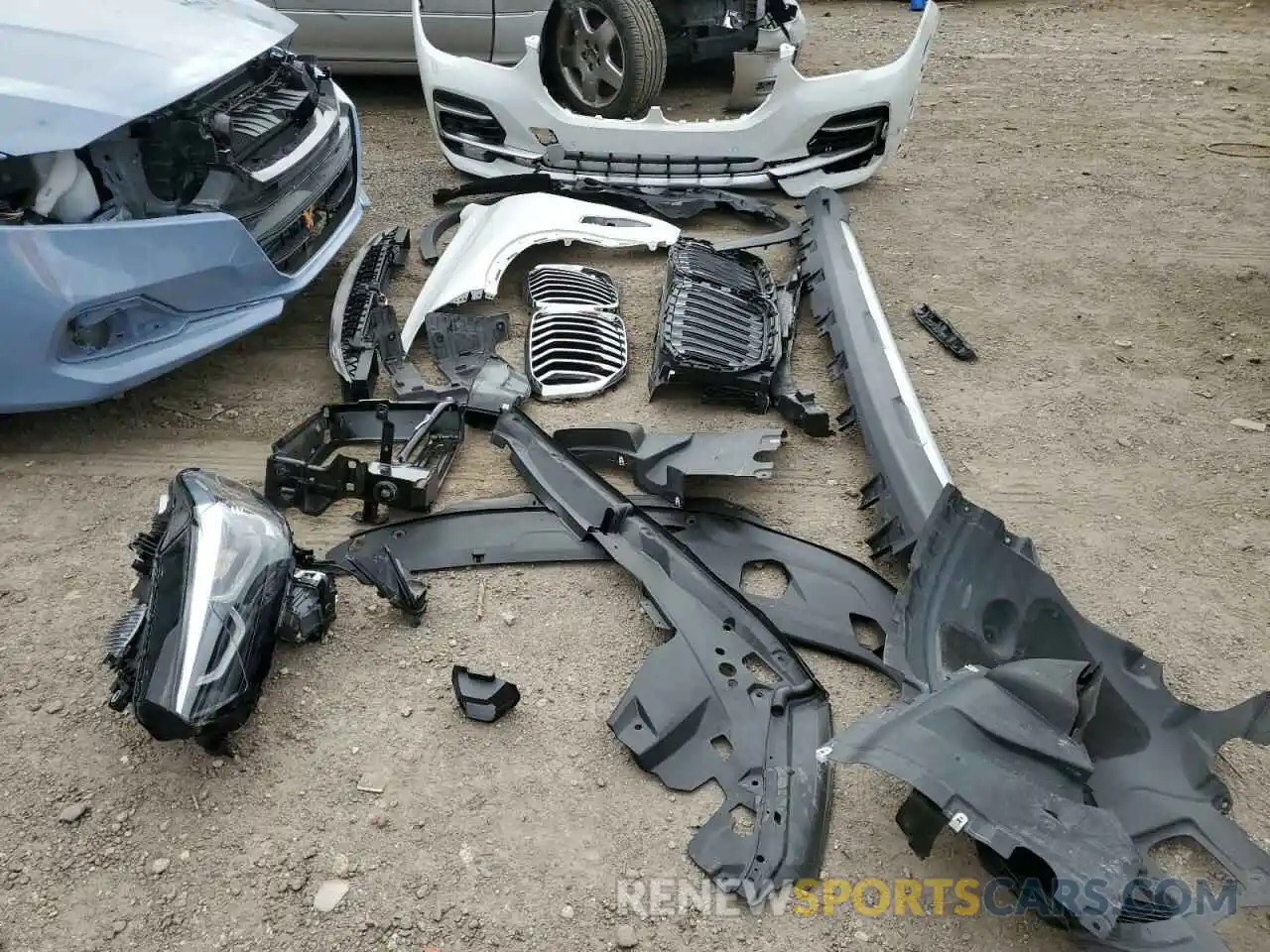 13 Фотография поврежденного автомобиля 5UXCR4C06N9K78103 BMW X5 2022