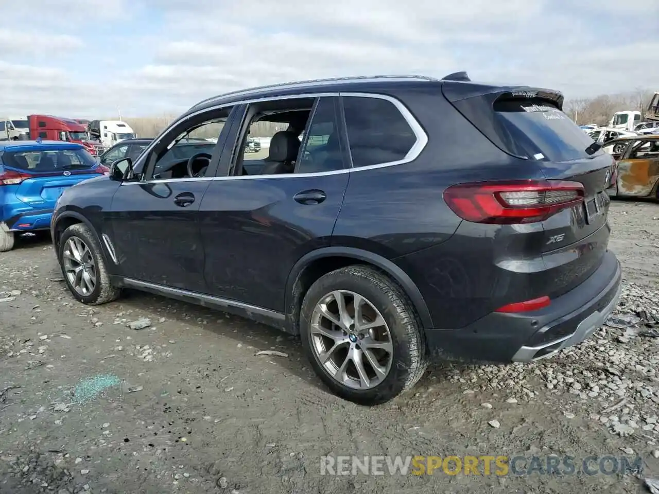 2 Photograph of a damaged car 5UXCR6C00N9K11055 BMW X5 2022