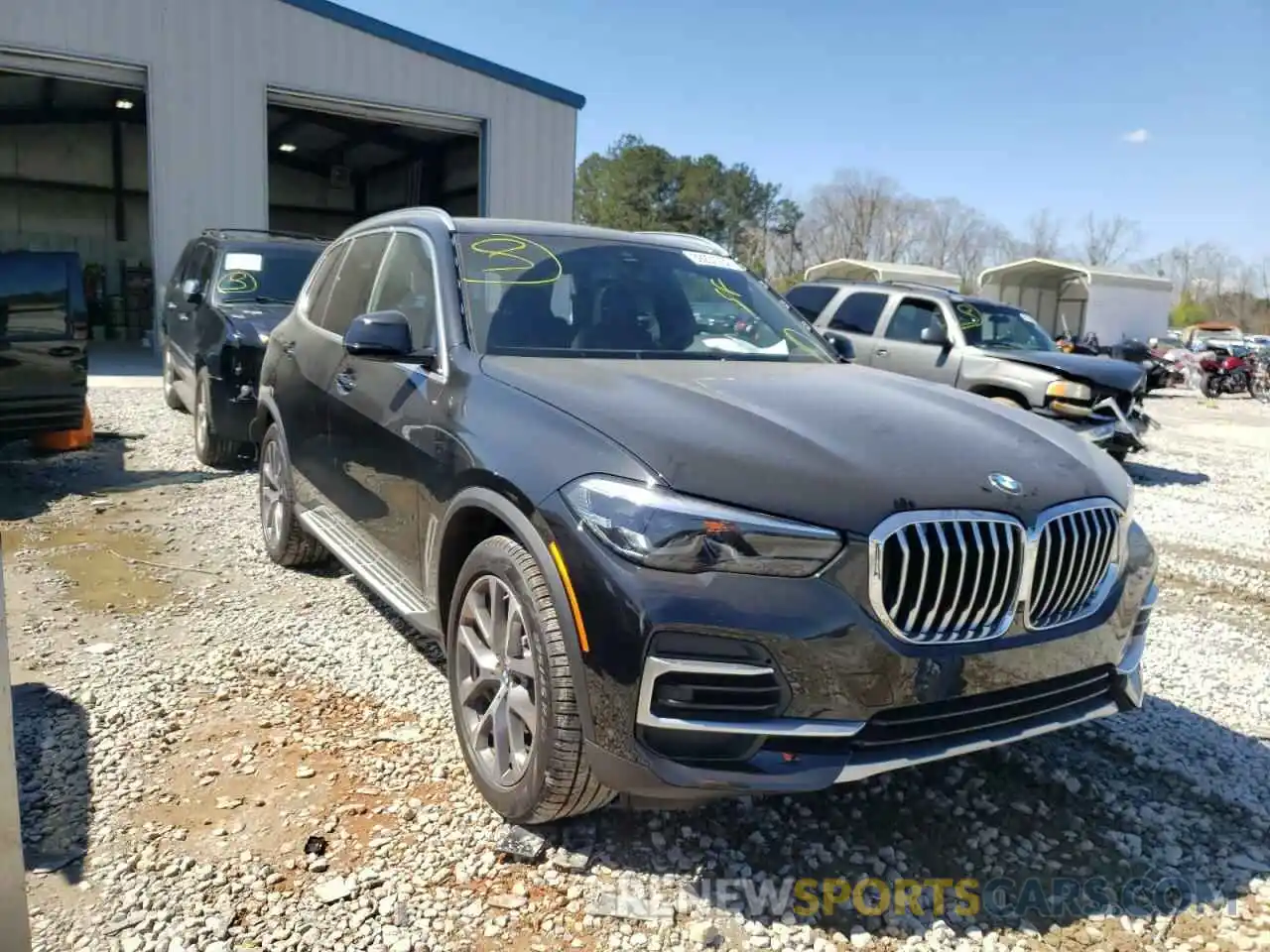 1 Photograph of a damaged car 5UXCR6C00N9K68565 BMW X5 2022