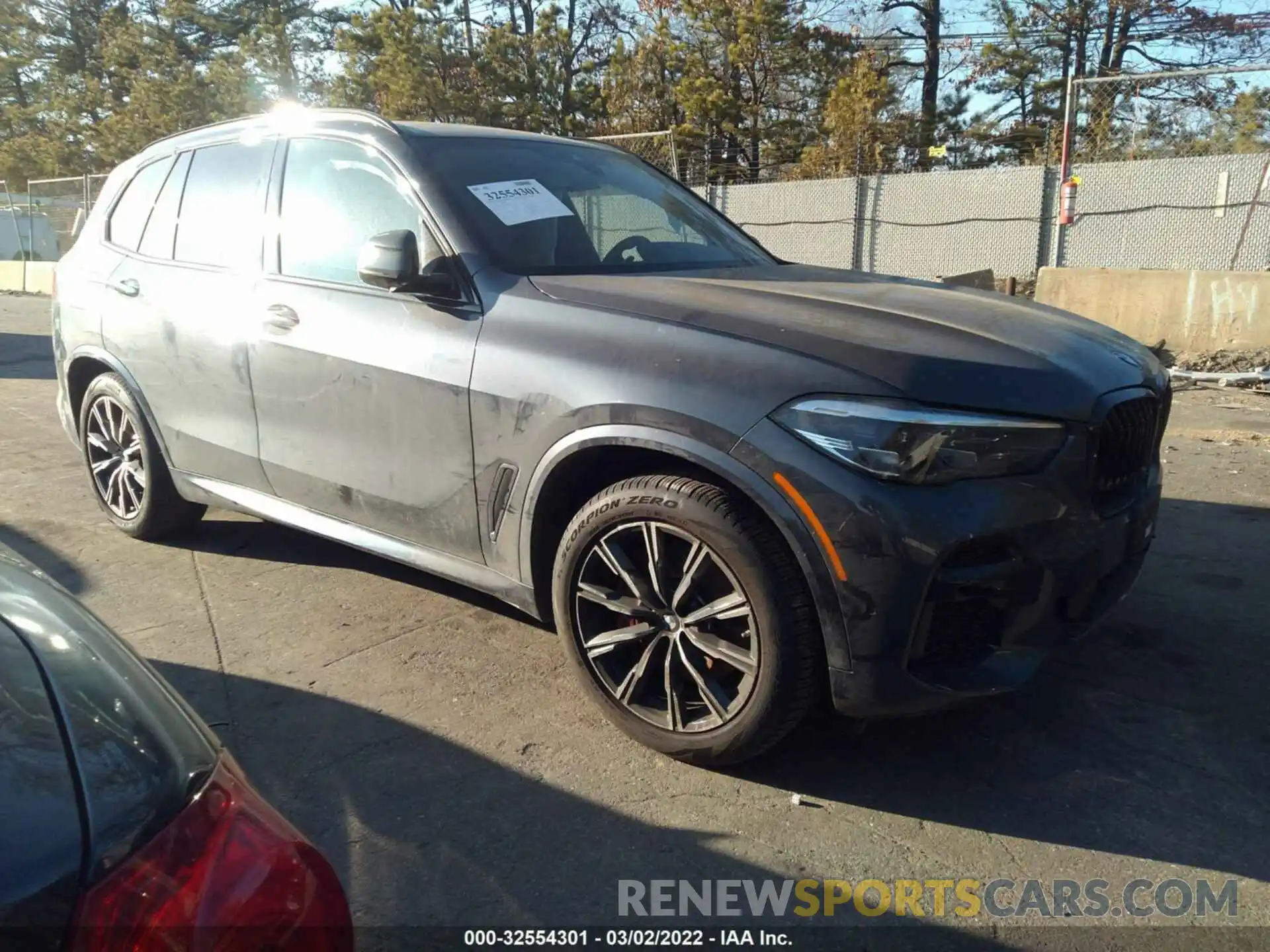 1 Photograph of a damaged car 5UXCR6C01N9K49295 BMW X5 2022