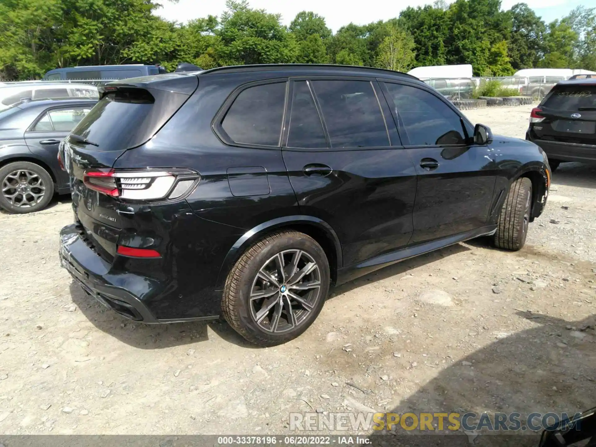 4 Photograph of a damaged car 5UXCR6C01N9L74734 BMW X5 2022