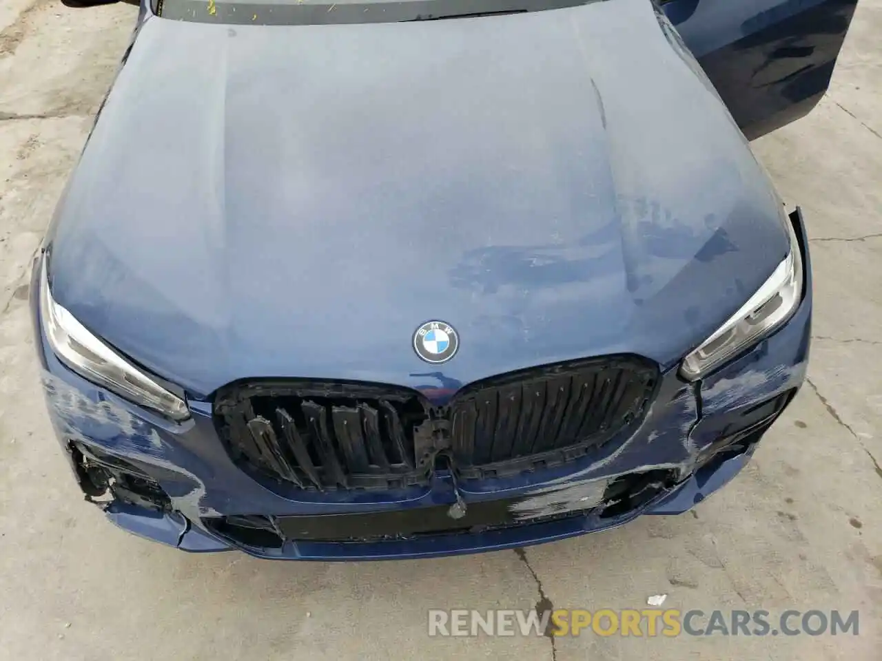 12 Photograph of a damaged car 5UXCR6C01N9N09713 BMW X5 2022