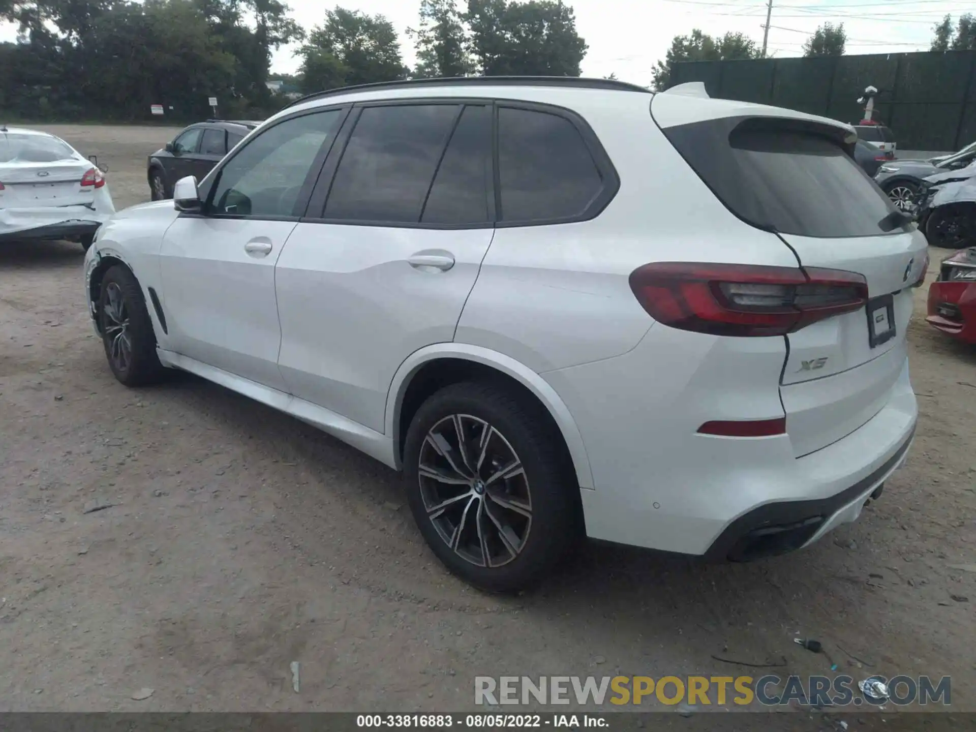 3 Фотография поврежденного автомобиля 5UXCR6C02N9J76261 BMW X5 2022